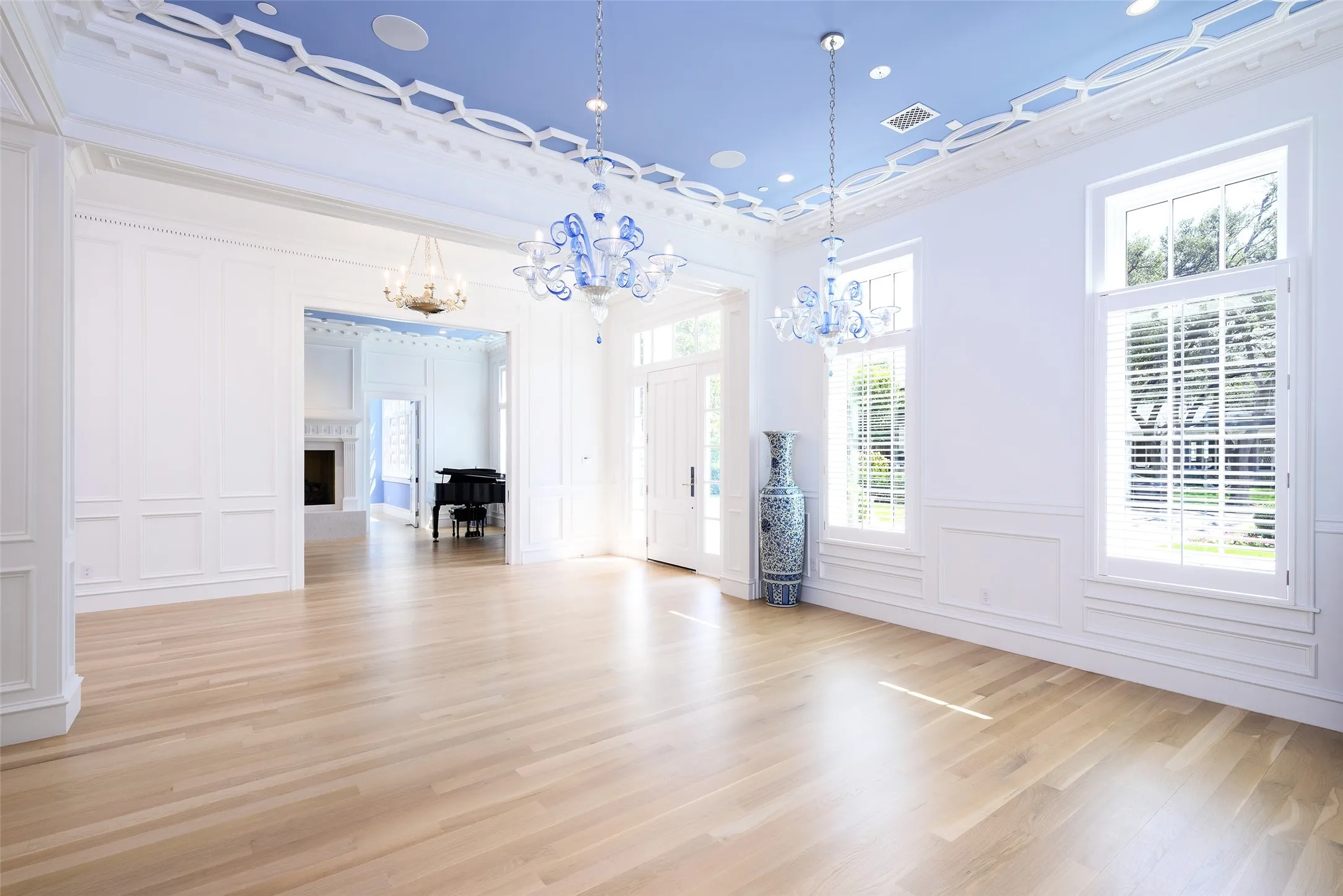 Single Family Residence For Sale in Dallas County , 3736 Potomac Avenue, Highland Park, Texas 75205, 7 Bedroom, 8 Bathroom, 3 Garage spaces, 10,914 Sqft, built in 2020, mls#21391905, Real Estate Agent in Highland Park, Homes For Sale in Dallas county, Homes For Sale in Highland Park, Realtor in Highland Park Texas, Real Estate Brokerage Independent Realty Texas, Luminita Cordes Realtor