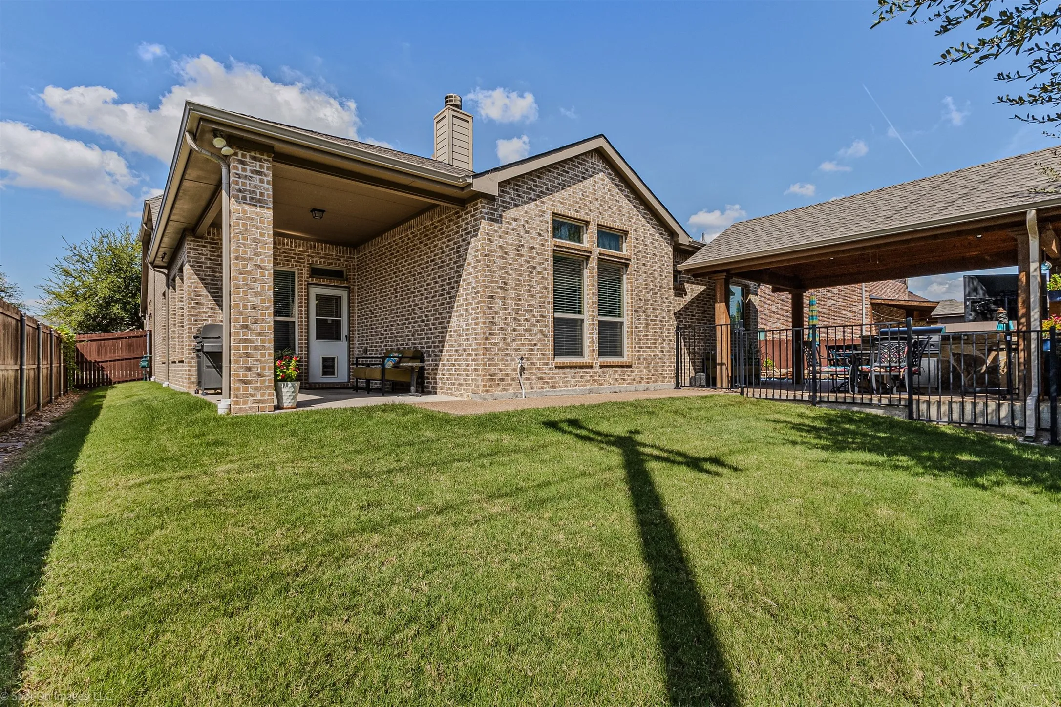 Single Family Residence For Sale in Collin County , 1314 Oak Hill Lane, Murphy, Texas 75094, 4 Bedroom, 3 Bathroom, 2 Garage spaces, 2,652 Sqft, built in 2014, mls#21390486, Real Estate Agent in Murphy, Homes For Sale in Collin county, Homes For Sale in Murphy, Realtor in Murphy Texas, Real Estate Brokerage Independent Realty Texas, Luminita Cordes Realtor