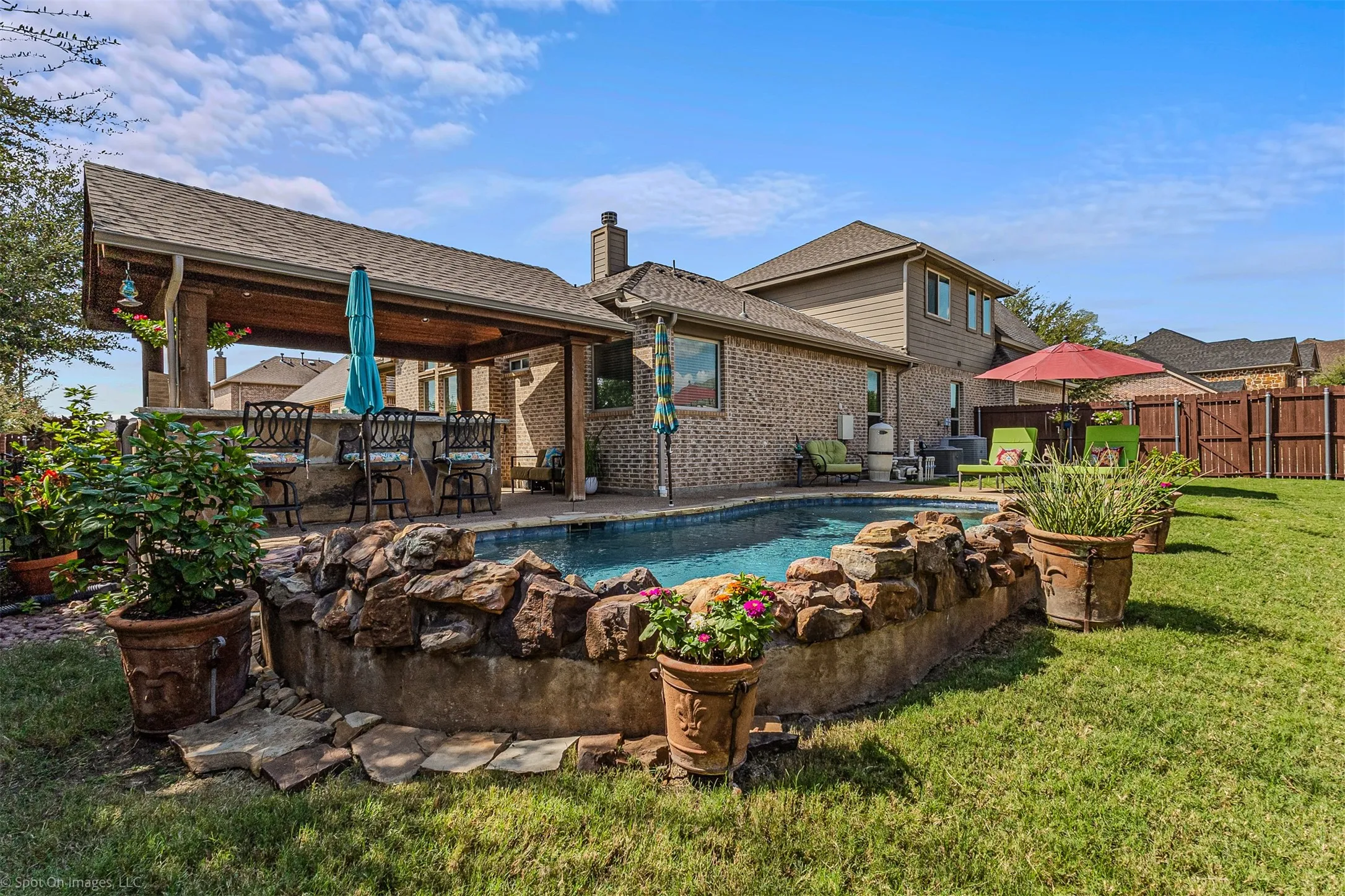 Single Family Residence For Sale in Collin County , 1314 Oak Hill Lane, Murphy, Texas 75094, 4 Bedroom, 3 Bathroom, 2 Garage spaces, 2,652 Sqft, built in 2014, mls#21390486, Real Estate Agent in Murphy, Homes For Sale in Collin county, Homes For Sale in Murphy, Realtor in Murphy Texas, Real Estate Brokerage Independent Realty Texas, Luminita Cordes Realtor