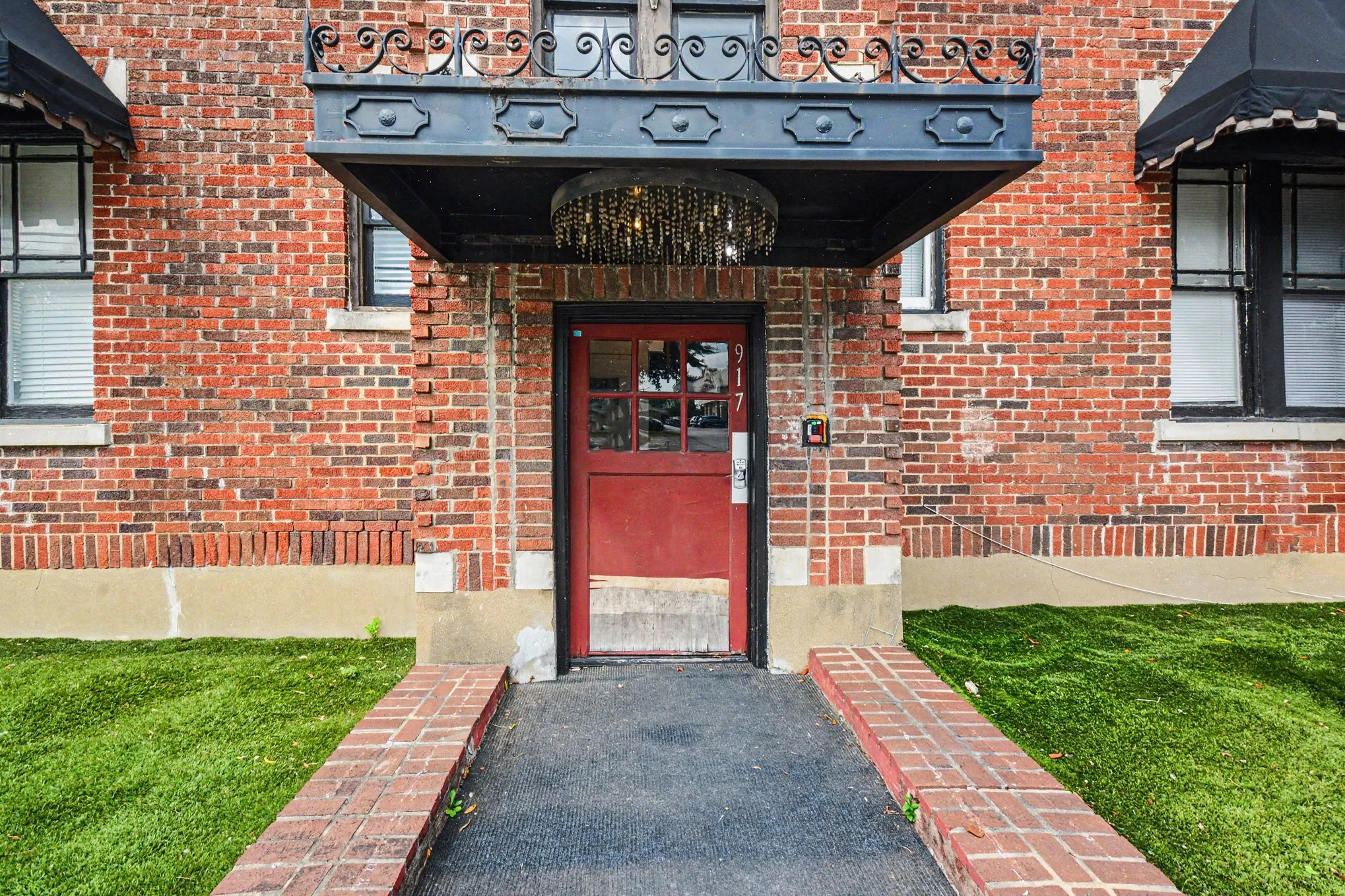 Apartment For Rent in Dallas County , 917 N Haskell Avenue E, Dallas, Texas 75204, 1 Bedroom, 1 Bathroom, Garage spaces, 850 Sqft, built in 1922, mls#21391903, Real Estate Agent in Dallas, Homes For Rent in Dallas county, Homes For Rent in Dallas, Realtor in Dallas Texas, Real Estate Brokerage Independent Realty Texas, Luminita Cordes Realtor