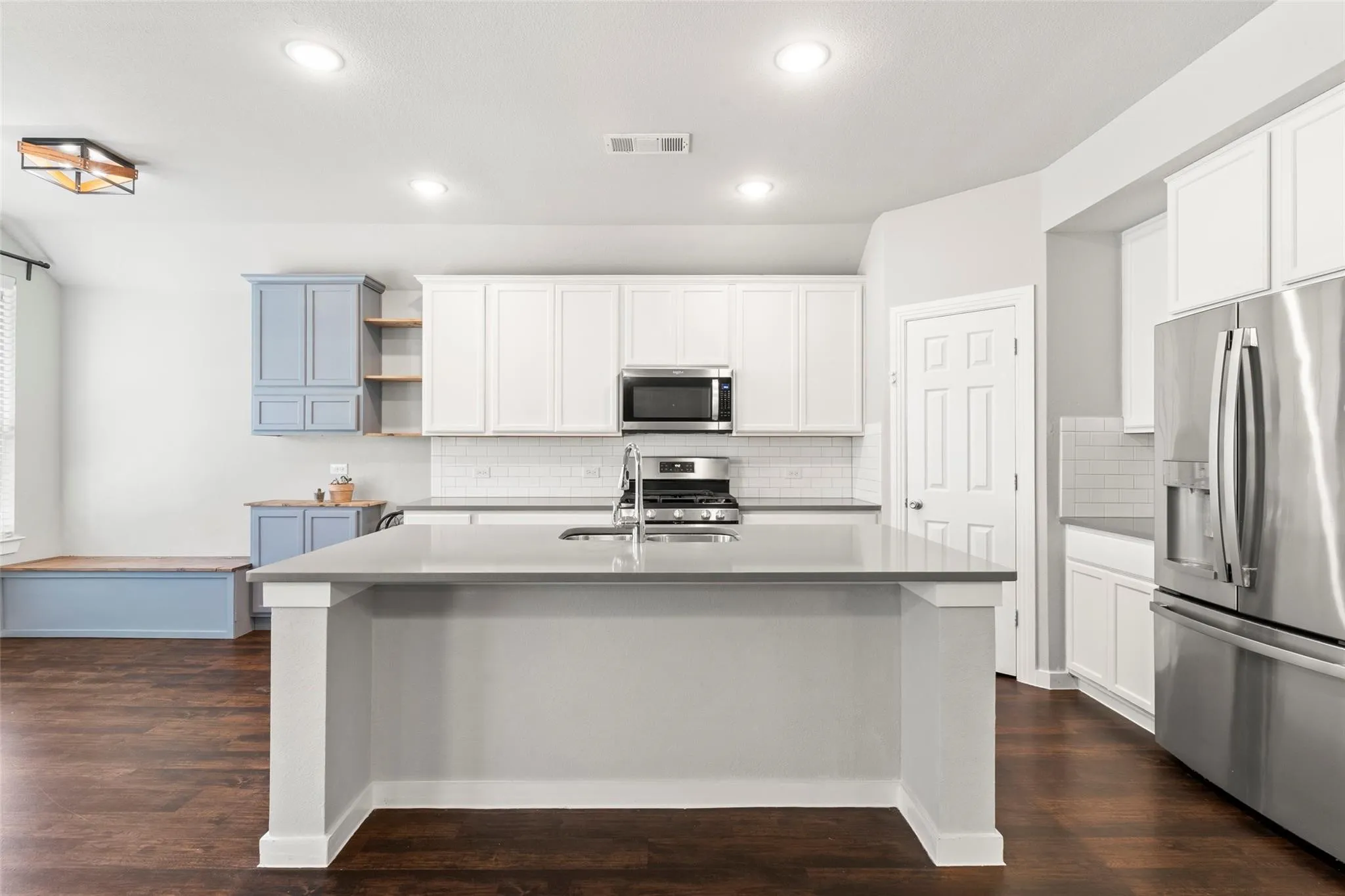 Single Family Residence For Rent in Collin County , 2012 Prestige Cove Court, Wylie, Texas 75098, 4 Bedroom, 3 Bathroom, 2 Garage spaces, 2,215 Sqft, built in 2018, mls#21391373, Real Estate Agent in Wylie, Homes For Rent in Collin county, Homes For Rent in Wylie, Realtor in Wylie Texas, Real Estate Brokerage Independent Realty Texas, Luminita Cordes Realtor