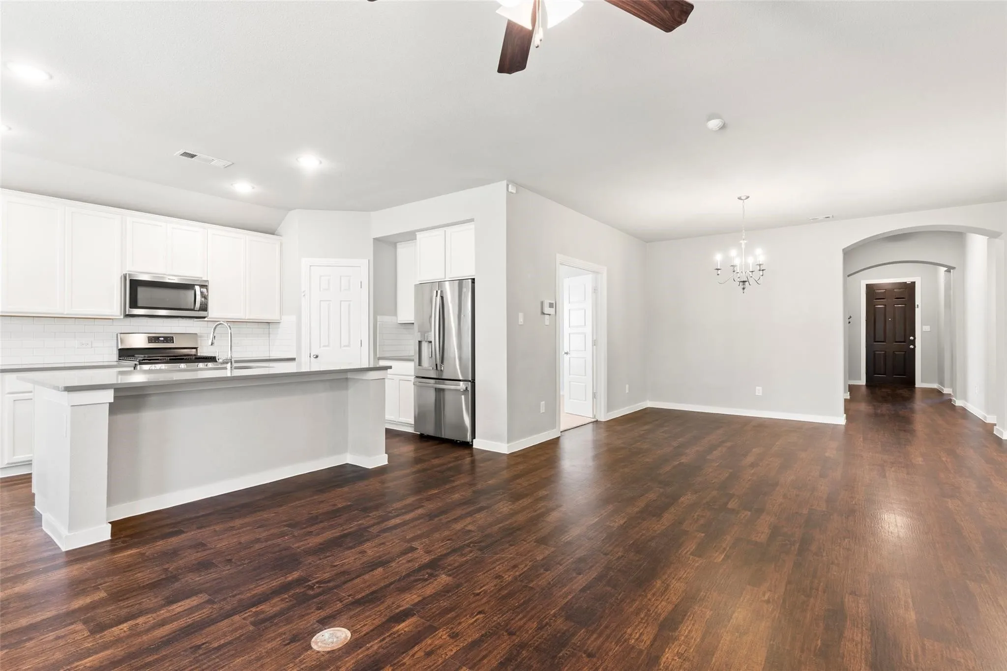 Single Family Residence For Rent in Collin County , 2012 Prestige Cove Court, Wylie, Texas 75098, 4 Bedroom, 3 Bathroom, 2 Garage spaces, 2,215 Sqft, built in 2018, mls#21391373, Real Estate Agent in Wylie, Homes For Rent in Collin county, Homes For Rent in Wylie, Realtor in Wylie Texas, Real Estate Brokerage Independent Realty Texas, Luminita Cordes Realtor