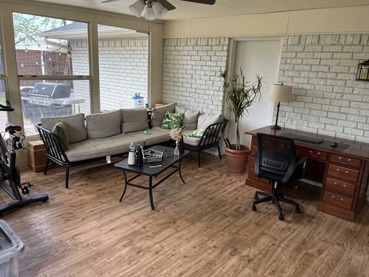 Single Family Residence For Sale in Dallas County , 10829 Damon Lane, Dallas, Texas 75229, 4 Bedroom, 3 Bathroom, 1 Garage spaces, 2,213 Sqft, built in 1963, mls#21391916, Real Estate Agent in Dallas, Homes For Sale in Dallas county, Homes For Sale in Dallas, Realtor in Dallas Texas, Real Estate Brokerage Independent Realty Texas, Luminita Cordes Realtor