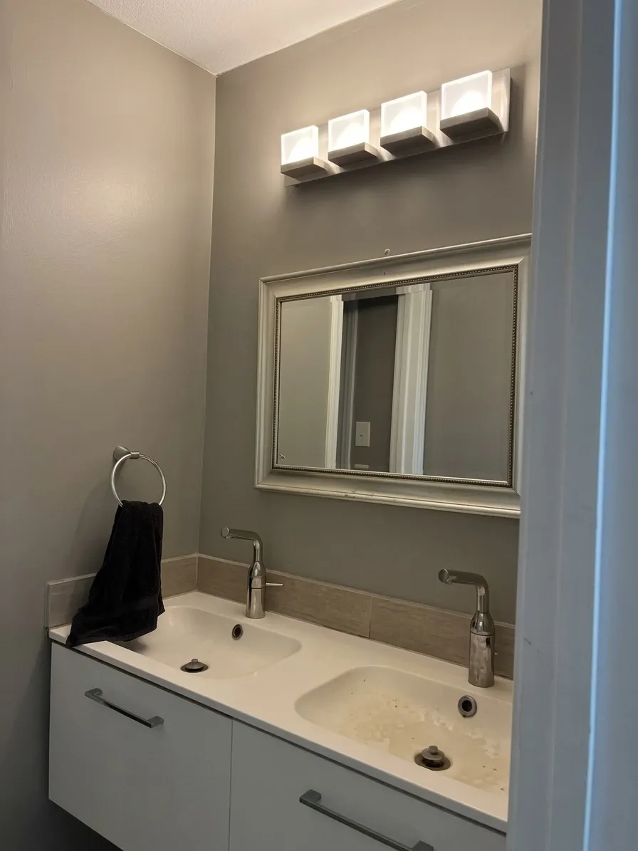 Single Family Residence For Sale in Dallas County , 10829 Damon Lane, Dallas, Texas 75229, 4 Bedroom, 3 Bathroom, 1 Garage spaces, 2,213 Sqft, built in 1963, mls#21391916, Real Estate Agent in Dallas, Homes For Sale in Dallas county, Homes For Sale in Dallas, Realtor in Dallas Texas, Real Estate Brokerage Independent Realty Texas, Luminita Cordes Realtor