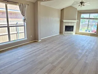 Single Family Residence For Rent in Tarrant County , 7545 Diamond Springs Trail, Fort Worth, Texas 76123, 3 Bedroom, 2 Bathroom, 2 Garage spaces, 1,438 Sqft, built in 2005, mls#21387560, Real Estate Agent in Fort Worth, Homes For Rent in Tarrant county, Homes For Rent in Fort Worth, Realtor in Fort Worth Texas, Real Estate Brokerage Independent Realty Texas, Luminita Cordes Realtor