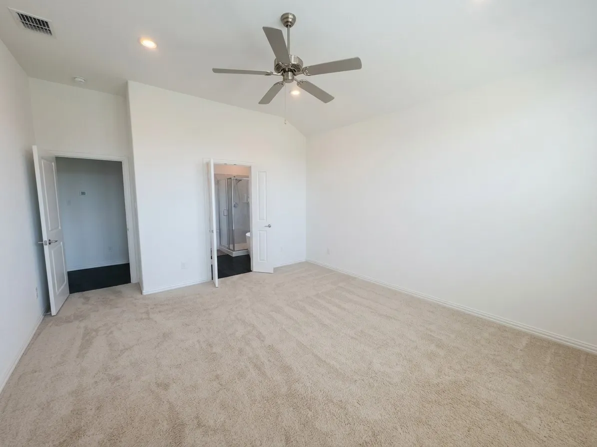 Single Family Residence For Rent in Denton County , 1148 Canuela Way, Justin, Texas 76247, 4 Bedroom, 3 Bathroom, 2 Garage spaces, 2,175 Sqft, built in 2022, mls#21391940, Real Estate Agent in Justin, Homes For Rent in Denton county, Homes For Rent in Justin, Realtor in Justin Texas, Real Estate Brokerage Independent Realty Texas, Luminita Cordes Realtor