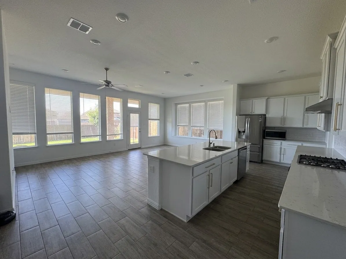Single Family Residence For Rent in Denton County , 1148 Canuela Way, Justin, Texas 76247, 4 Bedroom, 3 Bathroom, 2 Garage spaces, 2,175 Sqft, built in 2022, mls#21391940, Real Estate Agent in Justin, Homes For Rent in Denton county, Homes For Rent in Justin, Realtor in Justin Texas, Real Estate Brokerage Independent Realty Texas, Luminita Cordes Realtor