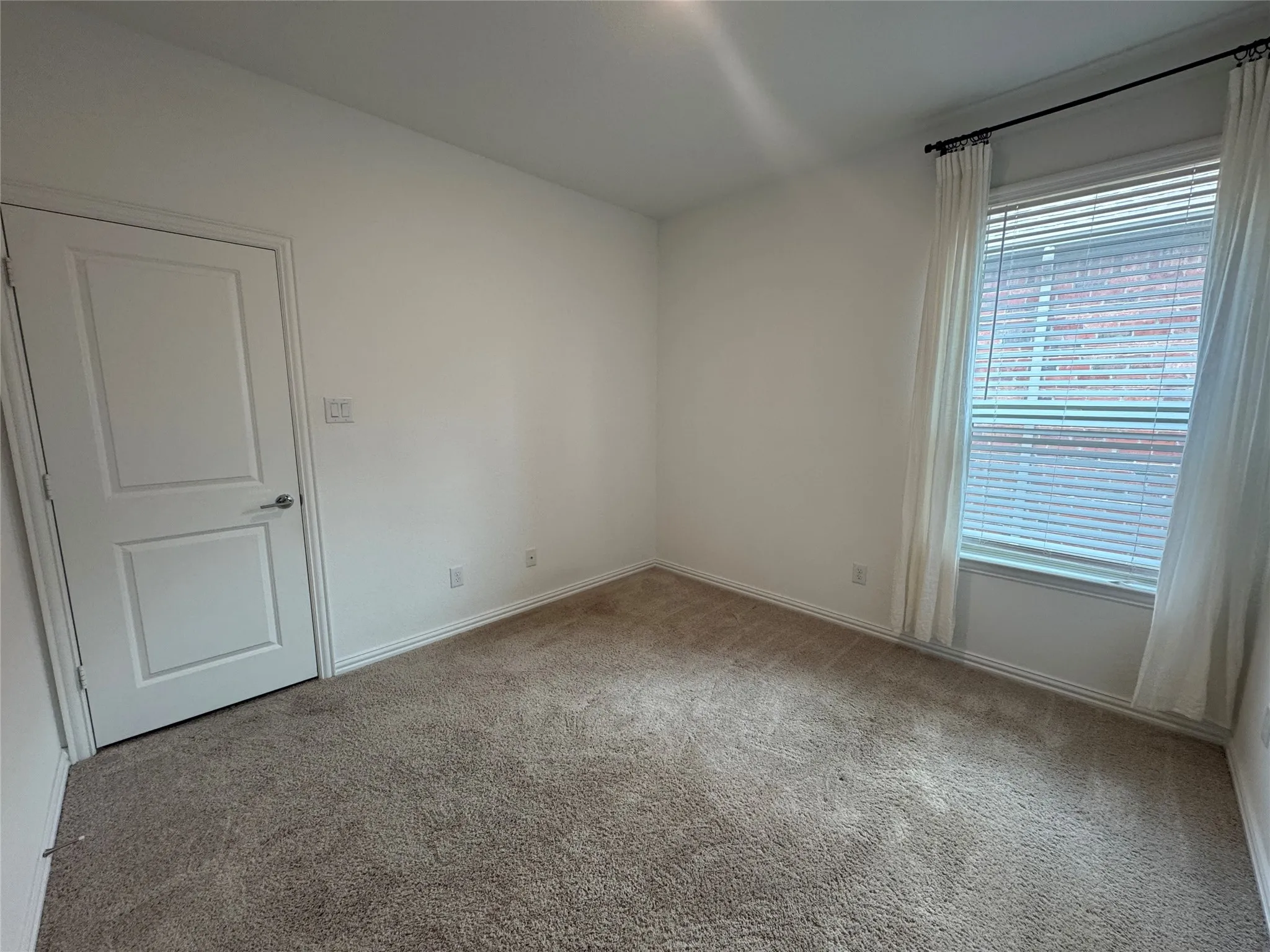 Single Family Residence For Rent in Denton County , 1148 Canuela Way, Justin, Texas 76247, 4 Bedroom, 3 Bathroom, 2 Garage spaces, 2,175 Sqft, built in 2022, mls#21391940, Real Estate Agent in Justin, Homes For Rent in Denton county, Homes For Rent in Justin, Realtor in Justin Texas, Real Estate Brokerage Independent Realty Texas, Luminita Cordes Realtor