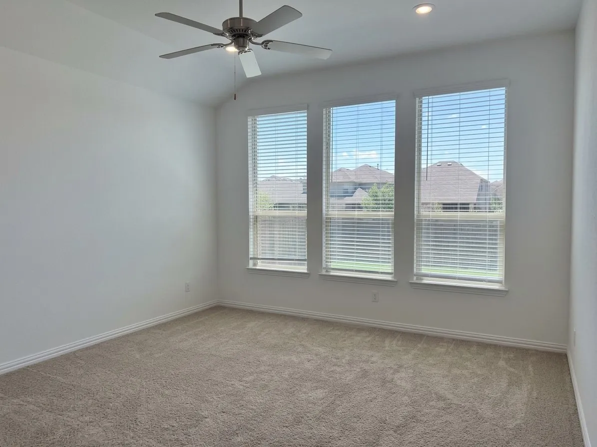 Single Family Residence For Rent in Denton County , 1148 Canuela Way, Justin, Texas 76247, 4 Bedroom, 3 Bathroom, 2 Garage spaces, 2,175 Sqft, built in 2022, mls#21391940, Real Estate Agent in Justin, Homes For Rent in Denton county, Homes For Rent in Justin, Realtor in Justin Texas, Real Estate Brokerage Independent Realty Texas, Luminita Cordes Realtor