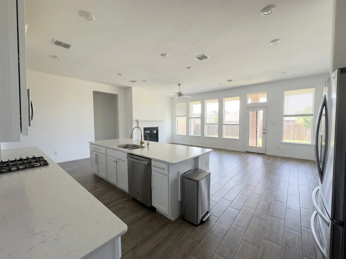 Single Family Residence For Rent in Denton County , 1148 Canuela Way, Justin, Texas 76247, 4 Bedroom, 3 Bathroom, 2 Garage spaces, 2,175 Sqft, built in 2022, mls#21391940, Real Estate Agent in Justin, Homes For Rent in Denton county, Homes For Rent in Justin, Realtor in Justin Texas, Real Estate Brokerage Independent Realty Texas, Luminita Cordes Realtor