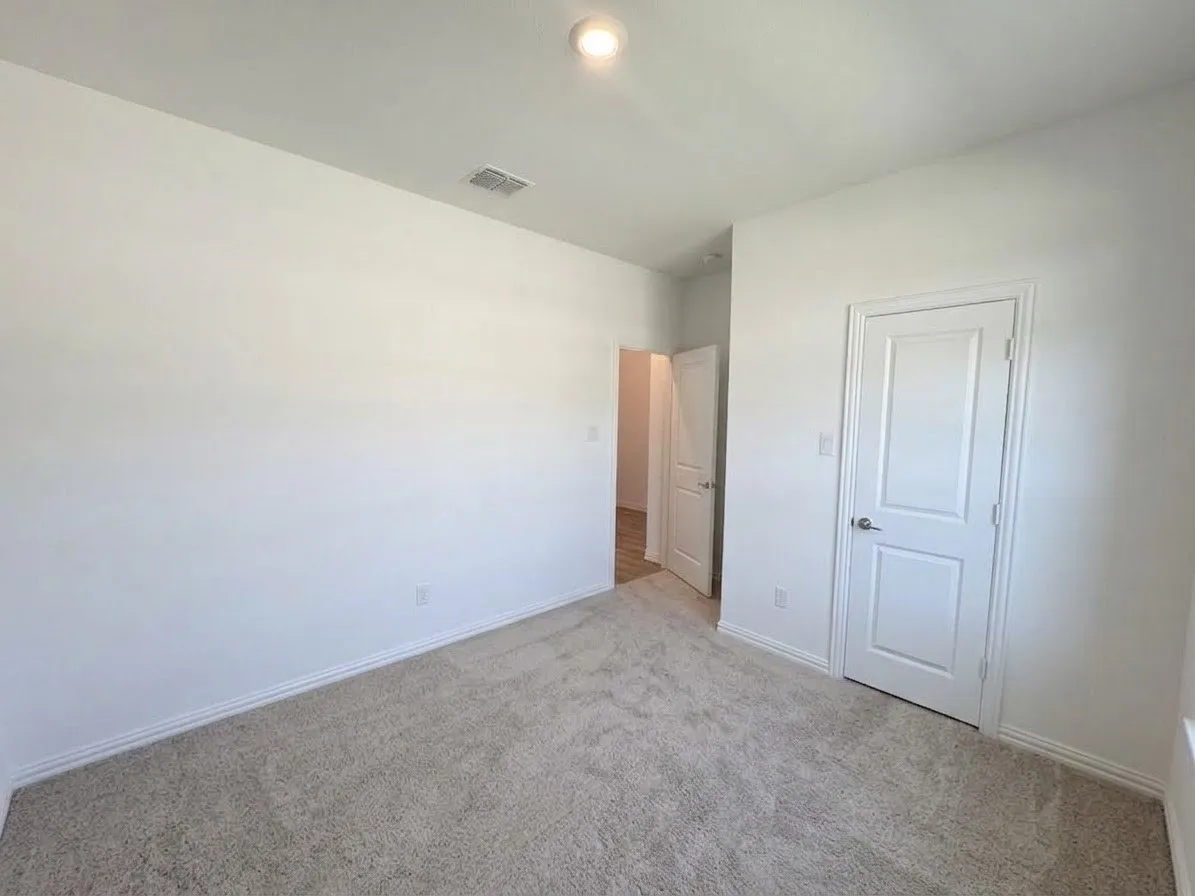 Single Family Residence For Rent in Denton County , 1148 Canuela Way, Justin, Texas 76247, 4 Bedroom, 3 Bathroom, 2 Garage spaces, 2,175 Sqft, built in 2022, mls#21391940, Real Estate Agent in Justin, Homes For Rent in Denton county, Homes For Rent in Justin, Realtor in Justin Texas, Real Estate Brokerage Independent Realty Texas, Luminita Cordes Realtor