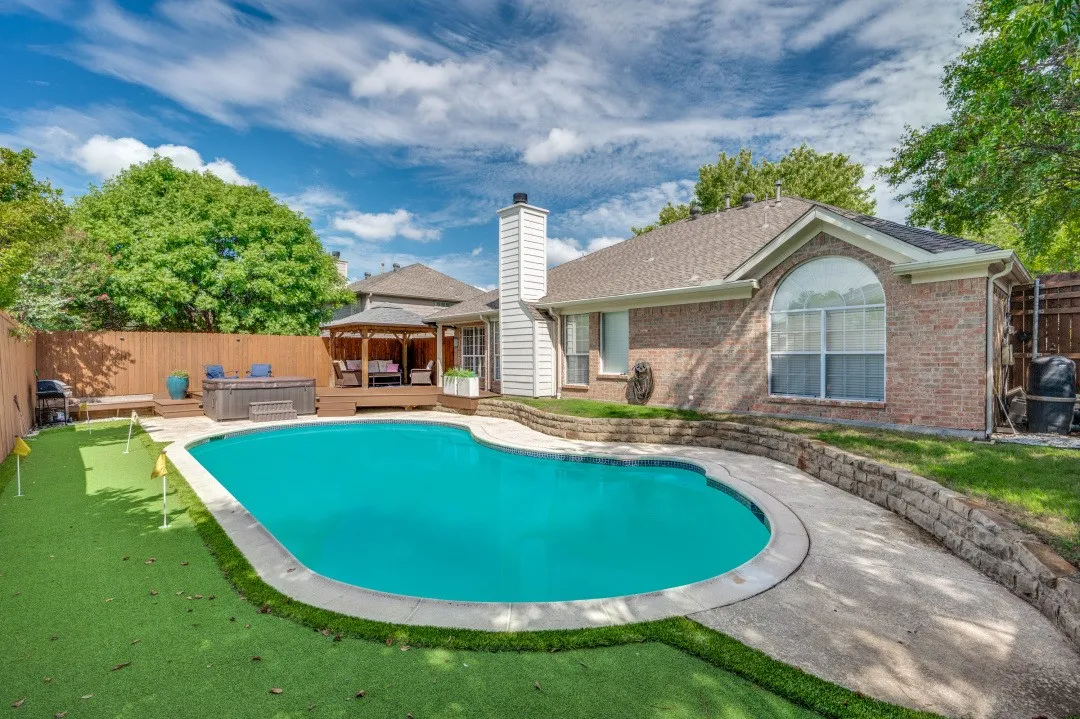 Single Family Residence For Rent in Collin County , 3607 Canyon View Court, Mc Kinney, Texas 75071, 4 Bedroom, 2 Bathroom, 2 Garage spaces, 1,994 Sqft, built in 1993, mls#21391921, Real Estate Agent in Mc Kinney, Homes For Rent in Collin county, Homes For Rent in Mc Kinney, Realtor in Mc Kinney Texas, Real Estate Brokerage Independent Realty Texas, Luminita Cordes Realtor