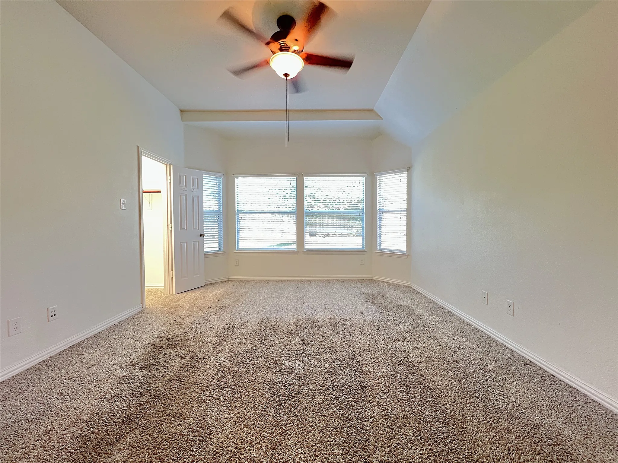 Single Family Residence For Rent in Denton County , 4120 Colina Avenue, Denton, Texas 76210, 4 Bedroom, 2 Bathroom, 2 Garage spaces, 2,140 Sqft, built in 2009, mls#21391953, Real Estate Agent in Denton, Homes For Rent in Denton county, Homes For Rent in Denton, Realtor in Denton Texas, Real Estate Brokerage Independent Realty Texas, Luminita Cordes Realtor
