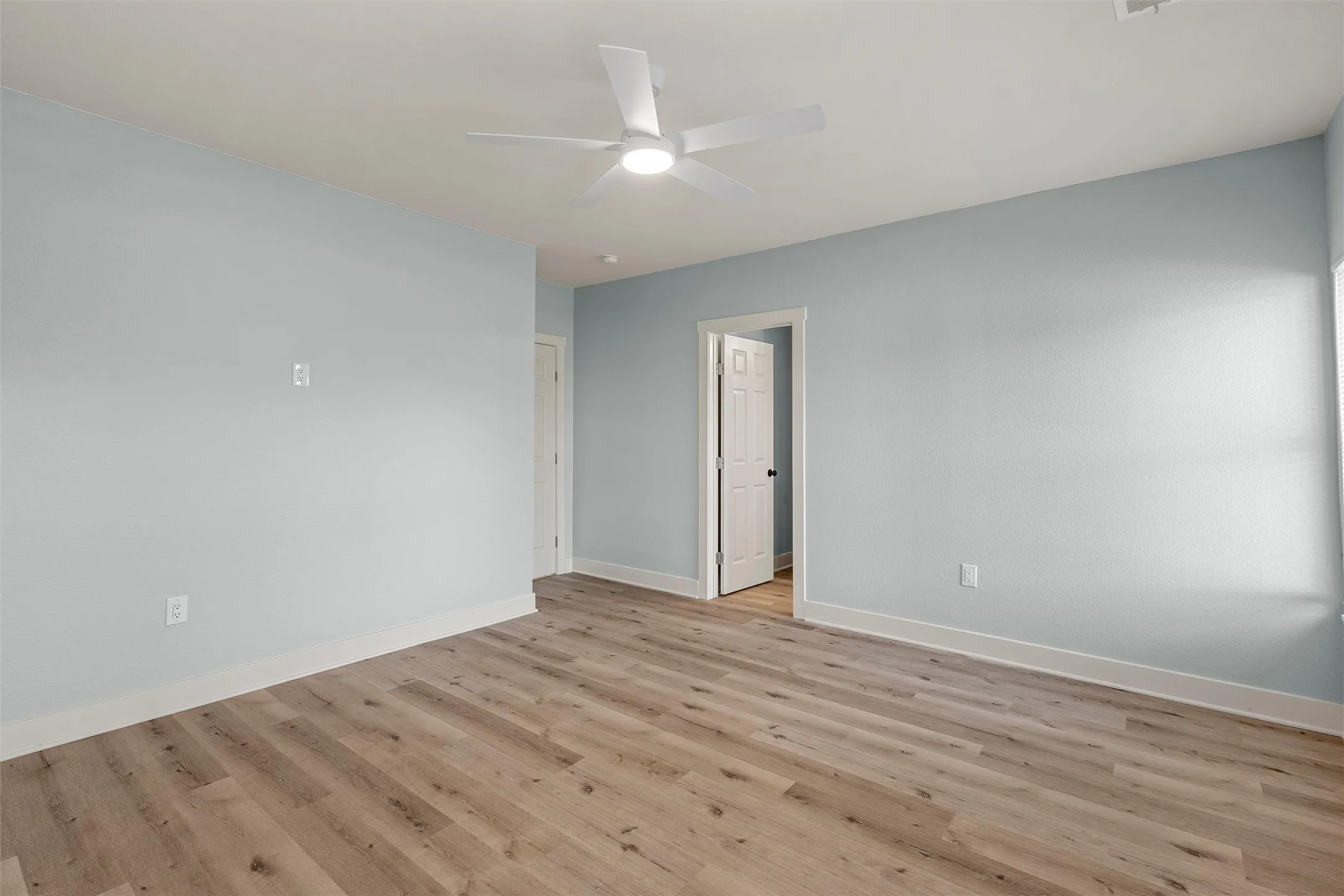 Duplex For Sale in Mc Lennan County , 711 4th Street, Eddy, Texas 76524, 4 Bedroom, 4 Bathroom, Garage spaces, 0 Sqft, built in 2025, mls#21390551, Real Estate Agent in Eddy, Homes For Sale in Mc Lennan county, Homes For Sale in Eddy, Realtor in Eddy Texas, Real Estate Brokerage Independent Realty Texas, Luminita Cordes Realtor