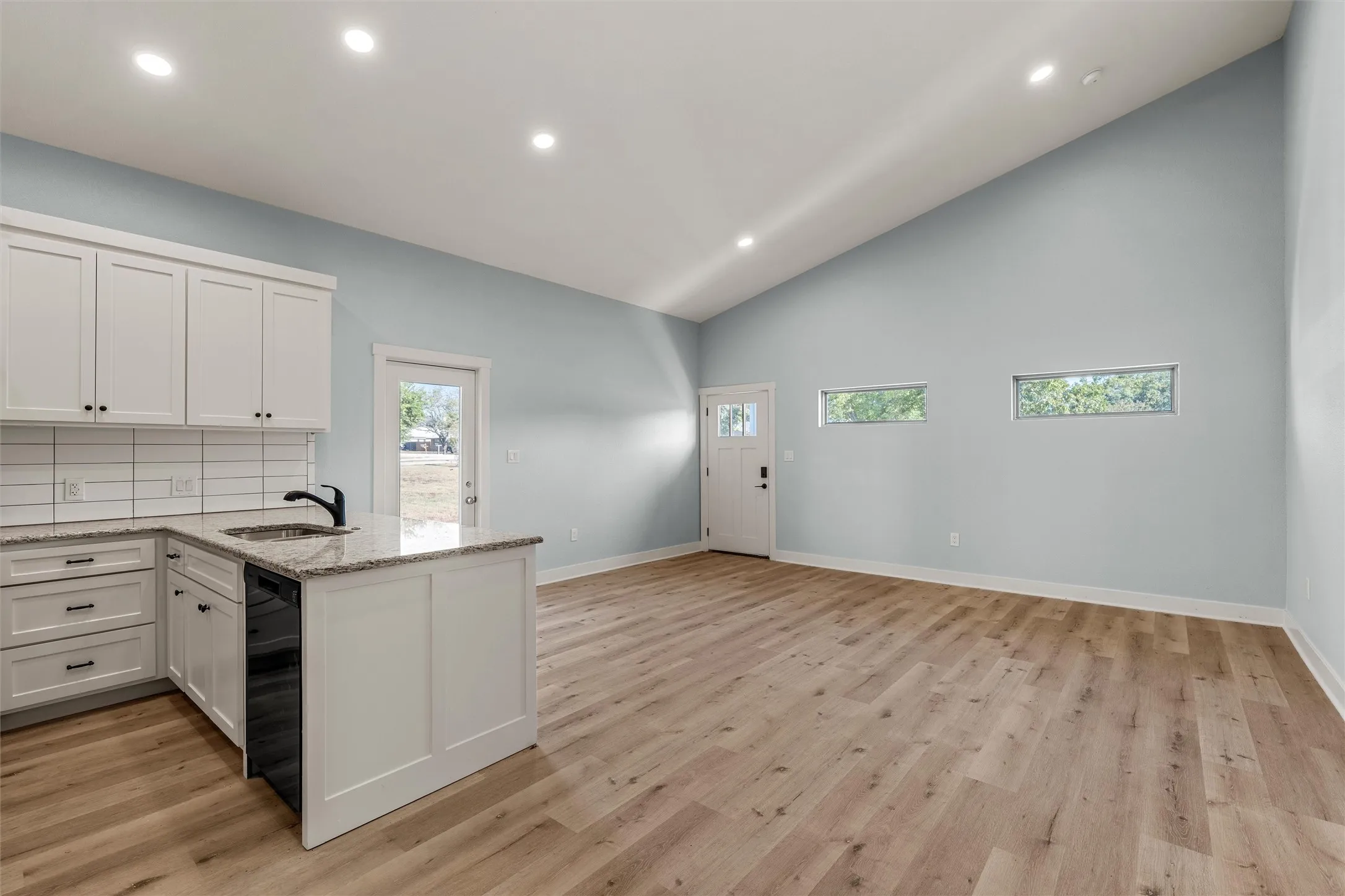 Duplex For Sale in Mc Lennan County , 711 4th Street, Eddy, Texas 76524, 4 Bedroom, 4 Bathroom, Garage spaces, 0 Sqft, built in 2025, mls#21390551, Real Estate Agent in Eddy, Homes For Sale in Mc Lennan county, Homes For Sale in Eddy, Realtor in Eddy Texas, Real Estate Brokerage Independent Realty Texas, Luminita Cordes Realtor