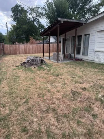 Single Family Residence For Sale in Dallas County , 1702 Bristol Court N, Irving, Texas 75062, 3 Bedroom, 2 Bathroom, 1 Garage spaces, 2,309 Sqft, built in 1959, mls#21391962, Real Estate Agent in Irving, Homes For Sale in Dallas county, Homes For Sale in Irving, Realtor in Irving Texas, Real Estate Brokerage Independent Realty Texas, Luminita Cordes Realtor