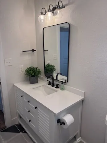 Single Family Residence For Sale in Dallas County , 1702 Bristol Court N, Irving, Texas 75062, 3 Bedroom, 2 Bathroom, 1 Garage spaces, 2,309 Sqft, built in 1959, mls#21391962, Real Estate Agent in Irving, Homes For Sale in Dallas county, Homes For Sale in Irving, Realtor in Irving Texas, Real Estate Brokerage Independent Realty Texas, Luminita Cordes Realtor