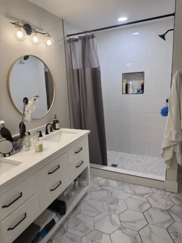 Single Family Residence For Sale in Dallas County , 1702 Bristol Court N, Irving, Texas 75062, 3 Bedroom, 2 Bathroom, 1 Garage spaces, 2,309 Sqft, built in 1959, mls#21391962, Real Estate Agent in Irving, Homes For Sale in Dallas county, Homes For Sale in Irving, Realtor in Irving Texas, Real Estate Brokerage Independent Realty Texas, Luminita Cordes Realtor