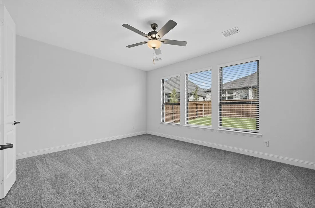1516 Chestnut Gardens ~ Ready Now