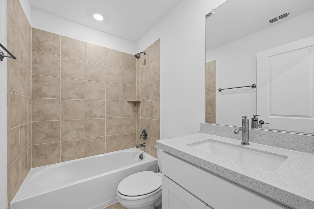 1516 Chestnut Gardens ~ Ready Now