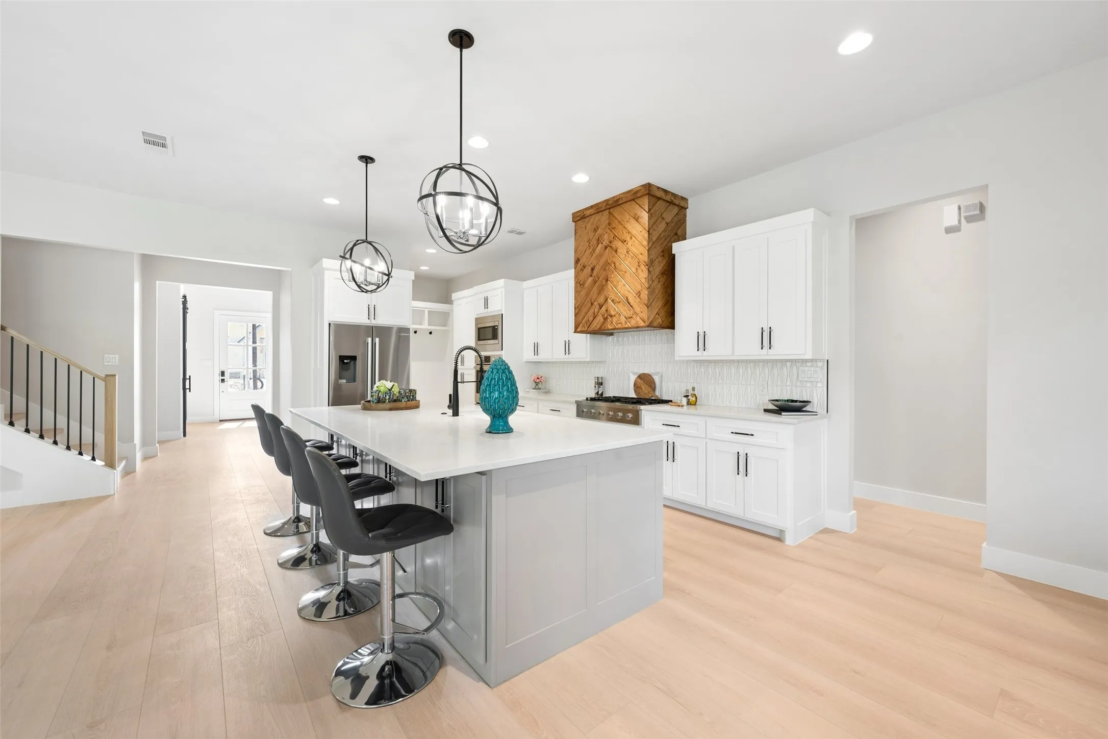 Single Family Residence For Sale in Denton County , 505 Reed Street, Roanoke, Texas 76262, 4 Bedroom, 5 Bathroom, 3 Garage spaces, 3,527 Sqft, built in 2026, mls#21342515, Real Estate Agent in Roanoke, Homes For Sale in Denton county, Homes For Sale in Roanoke, Realtor in Roanoke Texas, Real Estate Brokerage Independent Realty Texas, Luminita Cordes Realtor