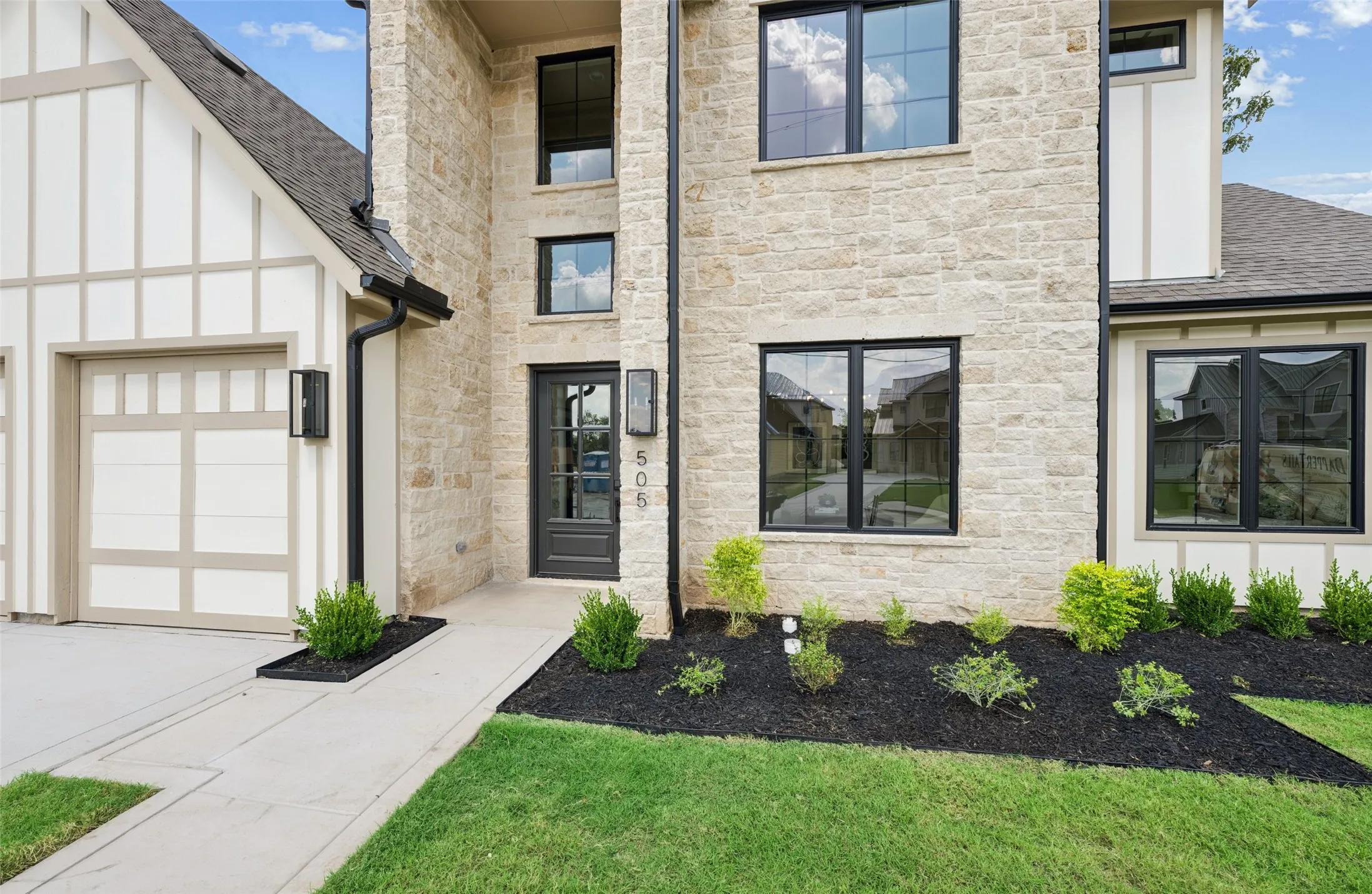 Single Family Residence For Sale