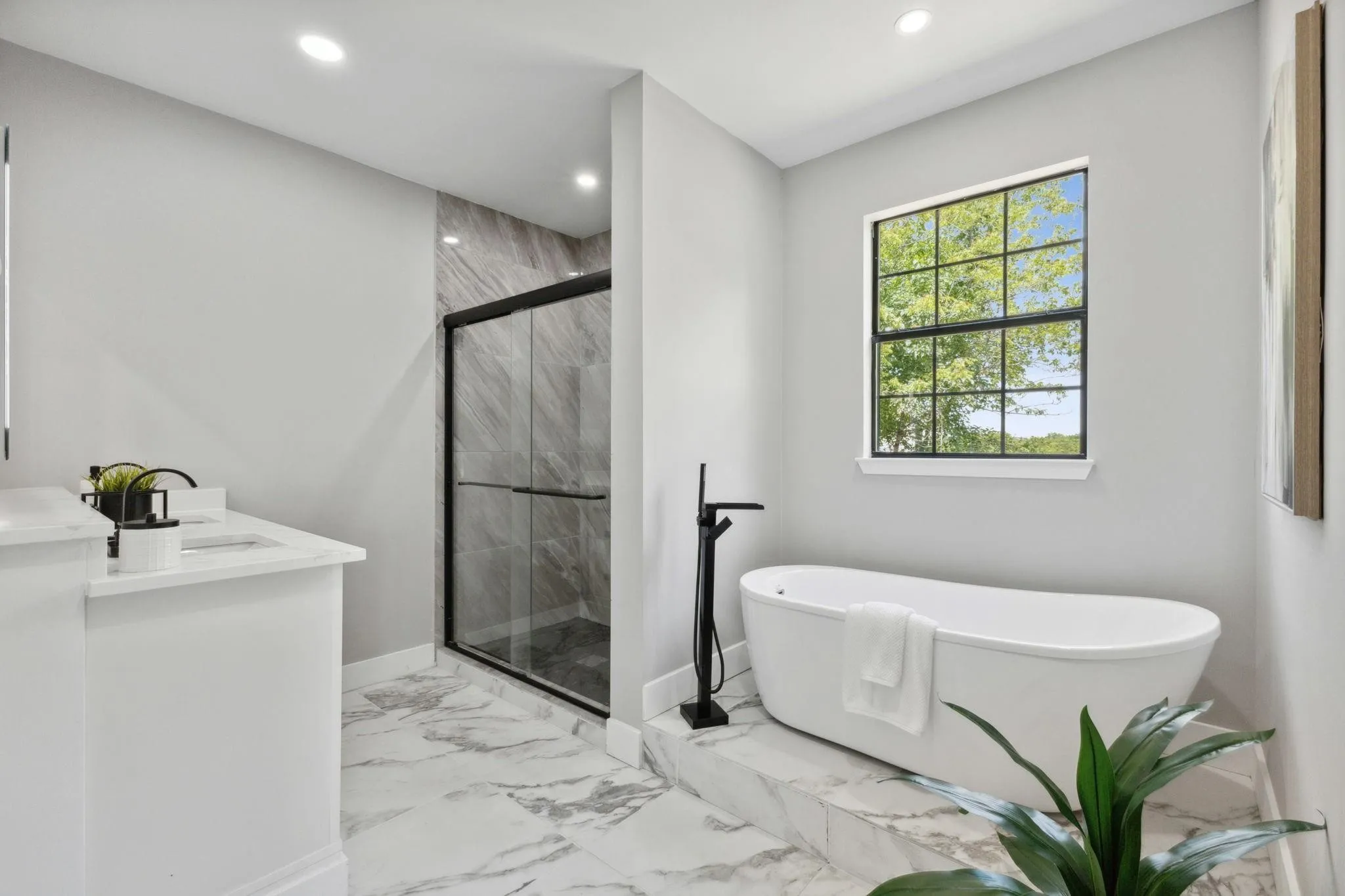 Single Family Residence For Sale in Collin County , 3580 County Road 318, Mc Kinney, Texas 75069, 4 Bedroom, 4 Bathroom, 2 Garage spaces, 2,835 Sqft, built in 2023, mls#21391910, Real Estate Agent in Mc Kinney, Homes For Sale in Collin county, Homes For Sale in Mc Kinney, Realtor in Mc Kinney Texas, Real Estate Brokerage Independent Realty Texas, Luminita Cordes Realtor