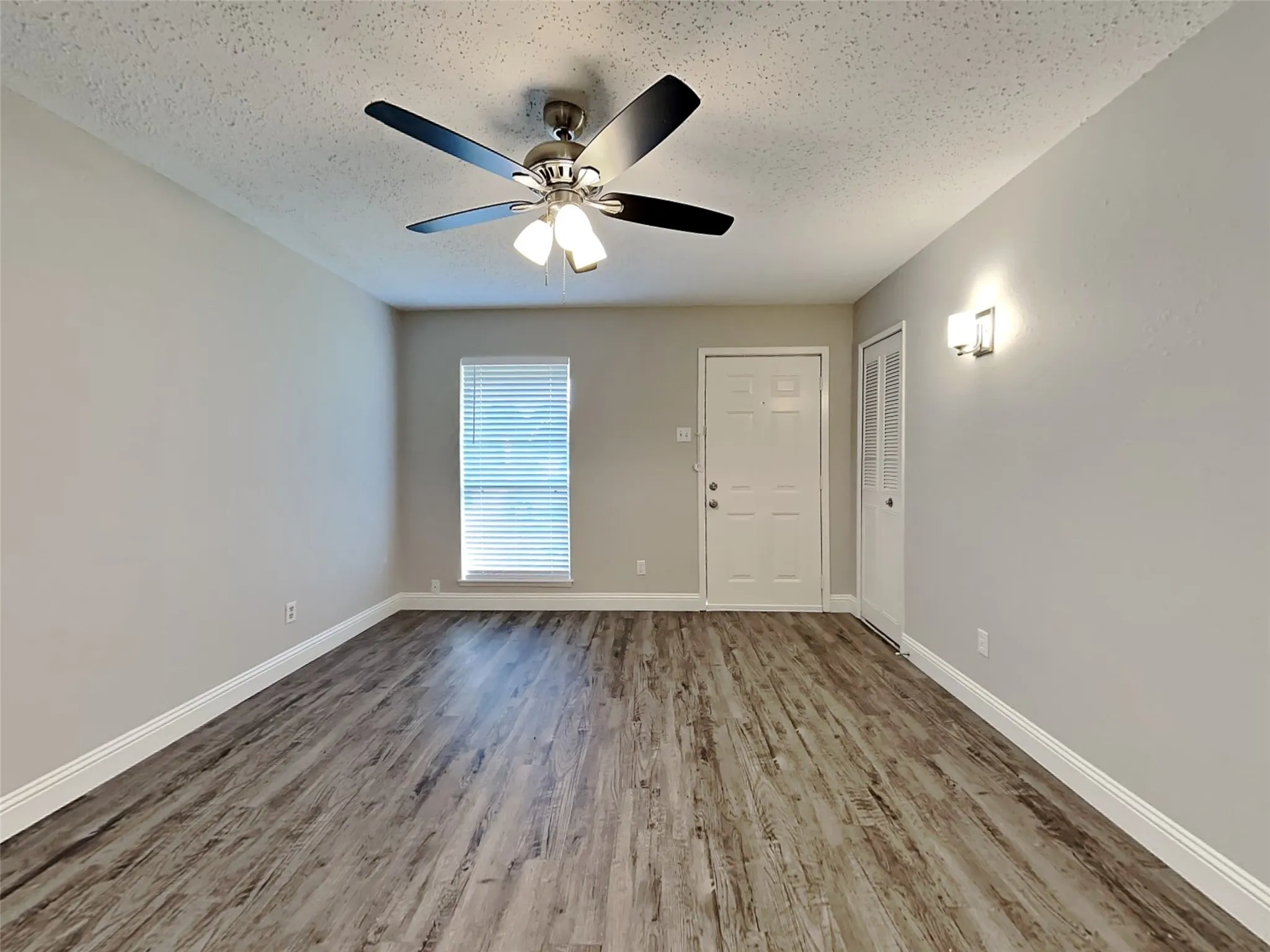Single Family Residence For Rent in Dallas County , 4015 Hartford Drive, Garland, Texas 75043, 3 Bedroom, 2 Bathroom, 1 Garage spaces, 1,286 Sqft, built in 1971, mls#21391977, Real Estate Agent in Garland, Homes For Rent in Dallas county, Homes For Rent in Garland, Realtor in Garland Texas, Real Estate Brokerage Independent Realty Texas, Luminita Cordes Realtor