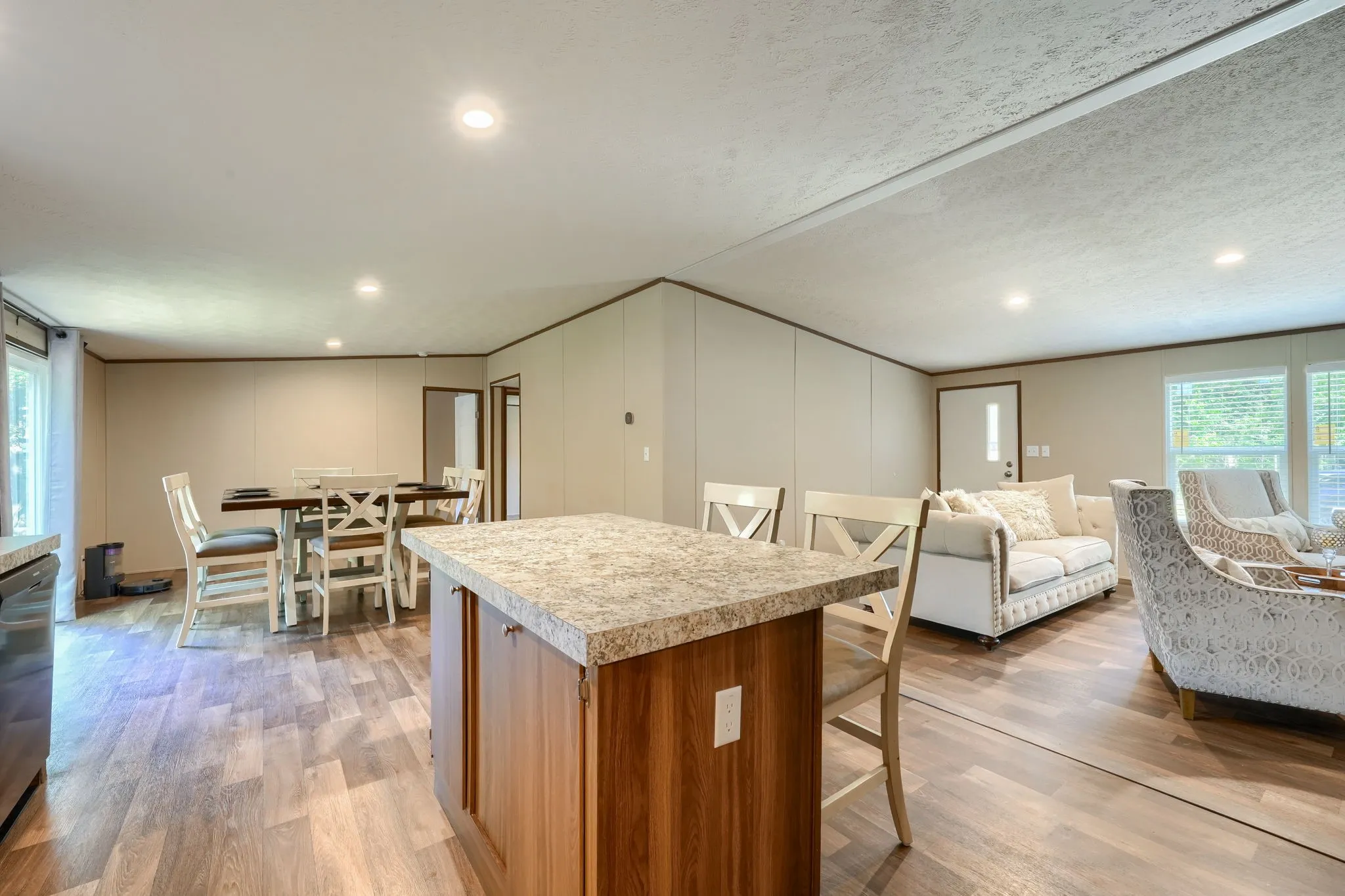 Manufactured Home For Sale in Hunt County , 1808 Grady Road, Hawk Cove, Texas 75474, 4 Bedroom, 2 Bathroom, Garage spaces, 1,475 Sqft, built in 2025, mls#21389829, Real Estate Agent in Hawk Cove, Homes For Sale in Hunt county, Homes For Sale in Hawk Cove, Realtor in Hawk Cove Texas, Real Estate Brokerage Independent Realty Texas, Luminita Cordes Realtor