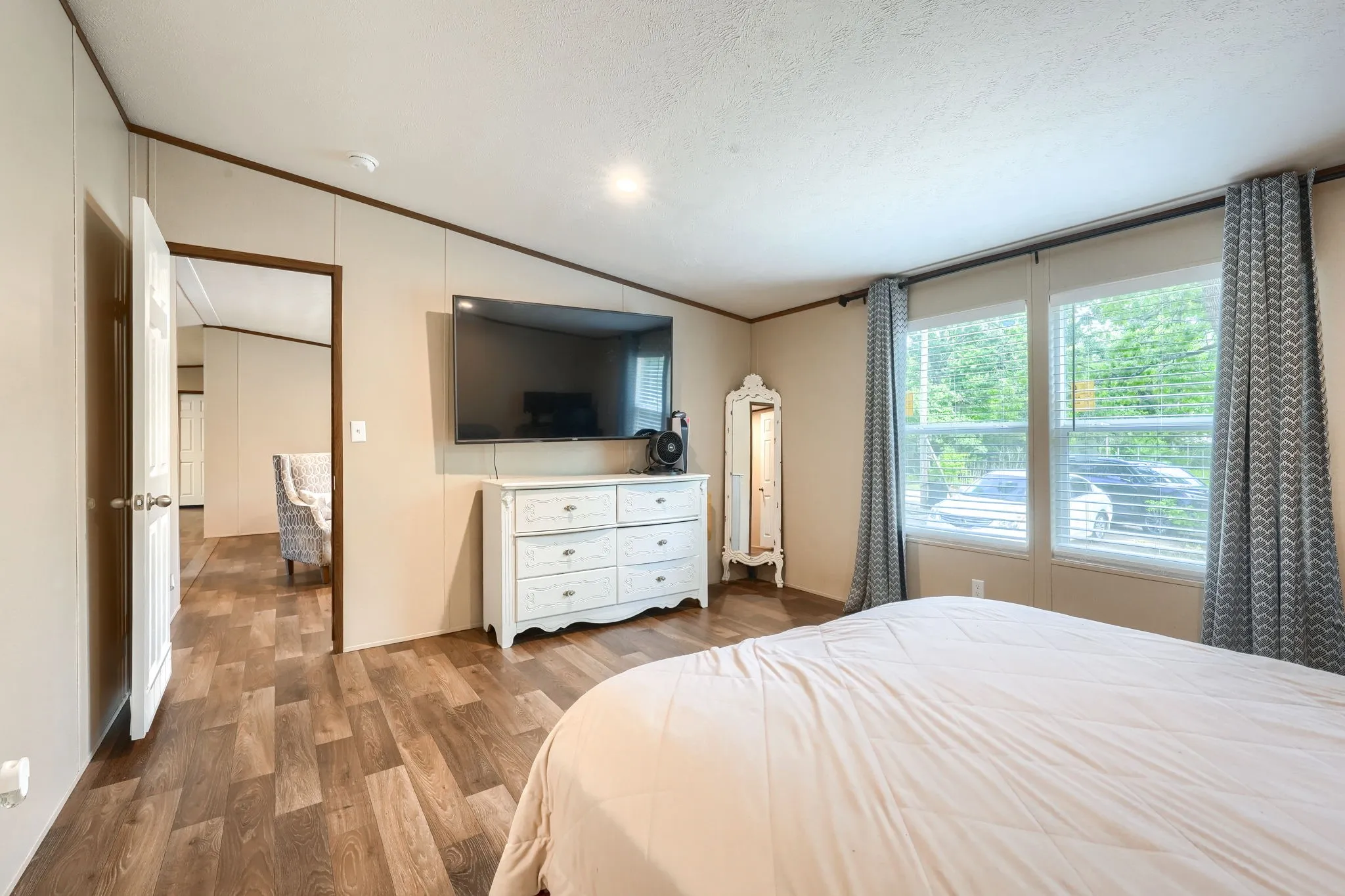Manufactured Home For Sale in Hunt County , 1808 Grady Road, Hawk Cove, Texas 75474, 4 Bedroom, 2 Bathroom, Garage spaces, 1,475 Sqft, built in 2025, mls#21389829, Real Estate Agent in Hawk Cove, Homes For Sale in Hunt county, Homes For Sale in Hawk Cove, Realtor in Hawk Cove Texas, Real Estate Brokerage Independent Realty Texas, Luminita Cordes Realtor