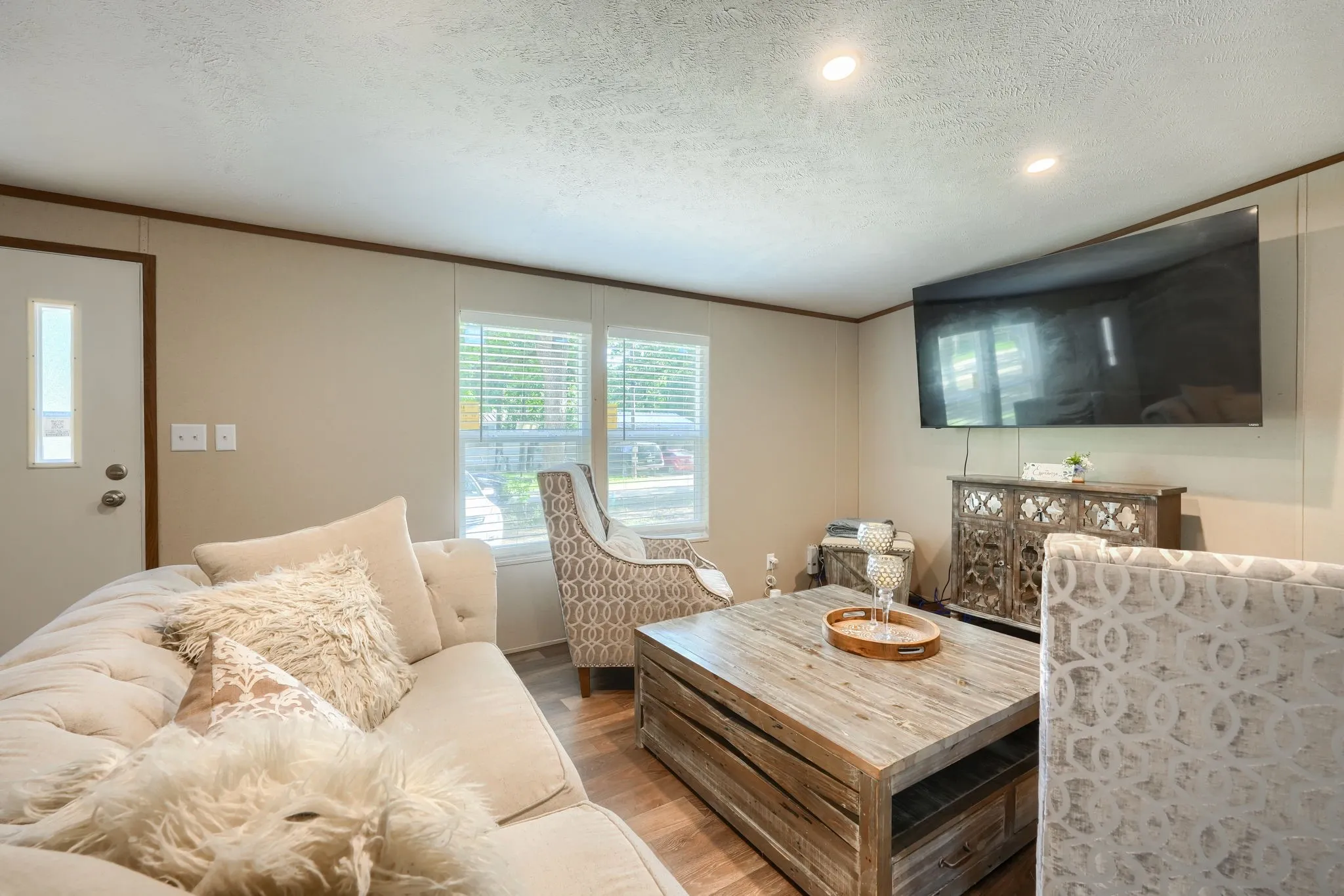 Manufactured Home For Sale in Hunt County , 1808 Grady Road, Hawk Cove, Texas 75474, 4 Bedroom, 2 Bathroom, Garage spaces, 1,475 Sqft, built in 2025, mls#21389829, Real Estate Agent in Hawk Cove, Homes For Sale in Hunt county, Homes For Sale in Hawk Cove, Realtor in Hawk Cove Texas, Real Estate Brokerage Independent Realty Texas, Luminita Cordes Realtor