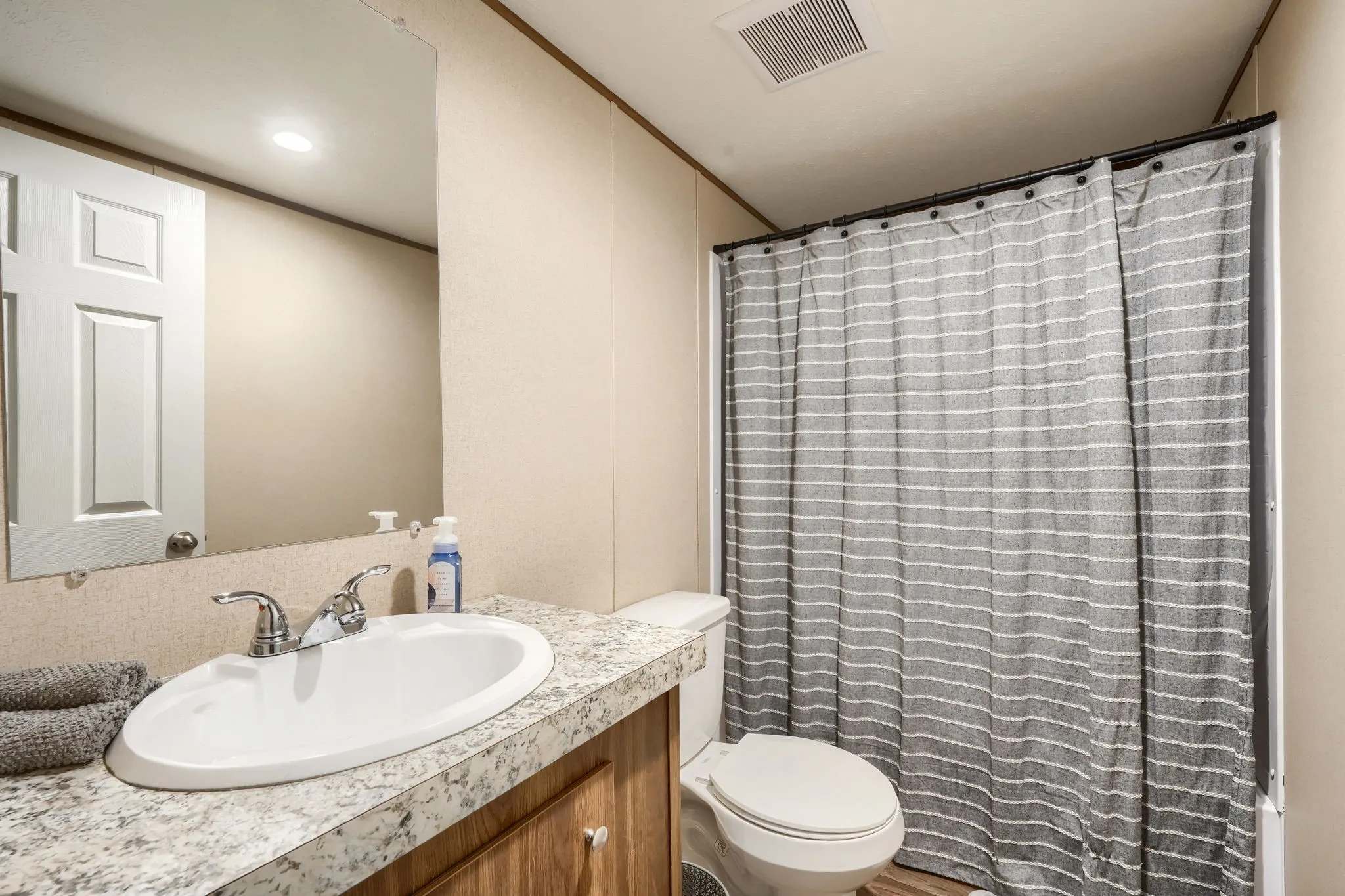 Manufactured Home For Sale in Hunt County , 1808 Grady Road, Hawk Cove, Texas 75474, 4 Bedroom, 2 Bathroom, Garage spaces, 1,475 Sqft, built in 2025, mls#21389829, Real Estate Agent in Hawk Cove, Homes For Sale in Hunt county, Homes For Sale in Hawk Cove, Realtor in Hawk Cove Texas, Real Estate Brokerage Independent Realty Texas, Luminita Cordes Realtor