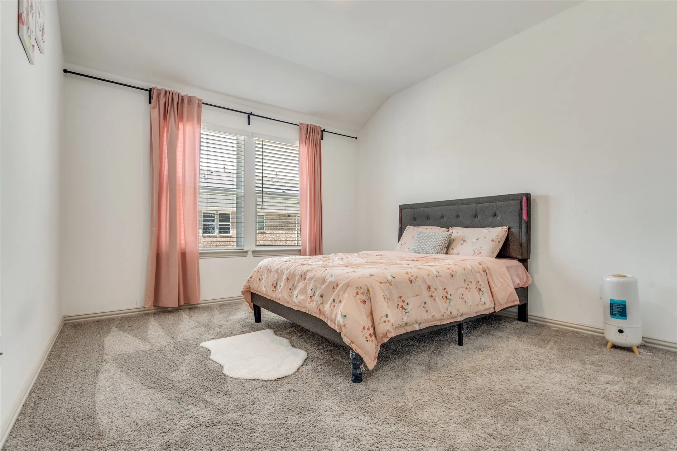Townhouse For Rent in Collin County , 8833 Phoebe Road, Frisco, Texas 75035, 3 Bedroom, 3 Bathroom, 2 Garage spaces, 2,206 Sqft, built in 2022, mls#21391999, Real Estate Agent in Frisco, Homes For Rent in Collin county, Homes For Rent in Frisco, Realtor in Frisco Texas, Real Estate Brokerage Independent Realty Texas, Luminita Cordes Realtor