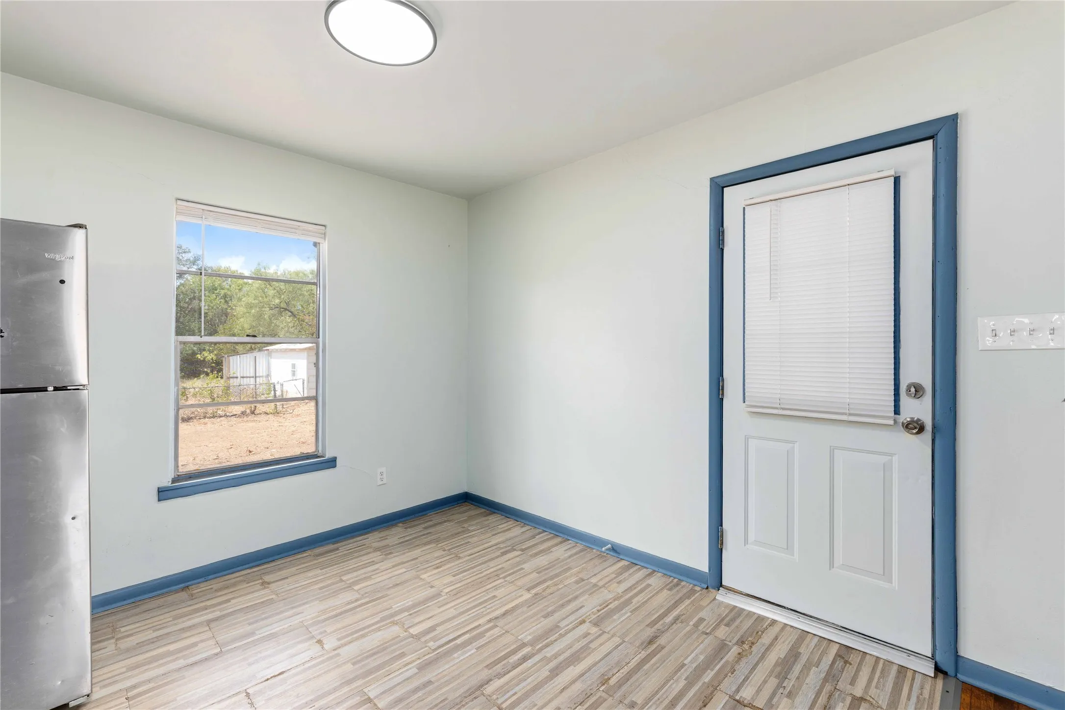Single Family Residence For Sale in Brown County , 408 S 4th Street, Bangs, Texas 76823, 3 Bedroom, 1 Bathroom, Garage spaces, 1,176 Sqft, built in 1945, mls#21391907, Real Estate Agent in Bangs, Homes For Sale in Brown county, Homes For Sale in Bangs, Realtor in Bangs Texas, Real Estate Brokerage Independent Realty Texas, Luminita Cordes Realtor