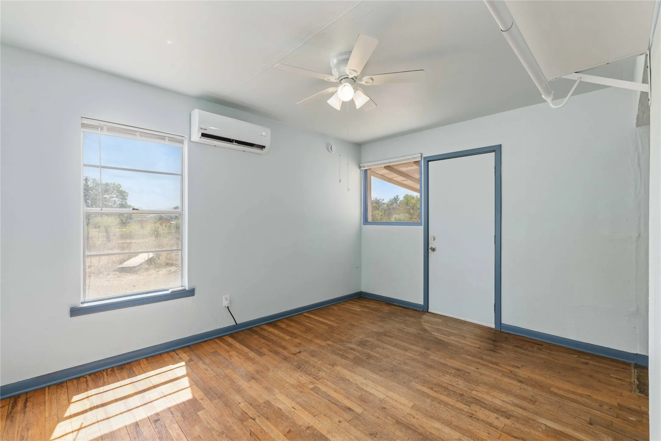 3rd bedroom has a door to the back covered patio