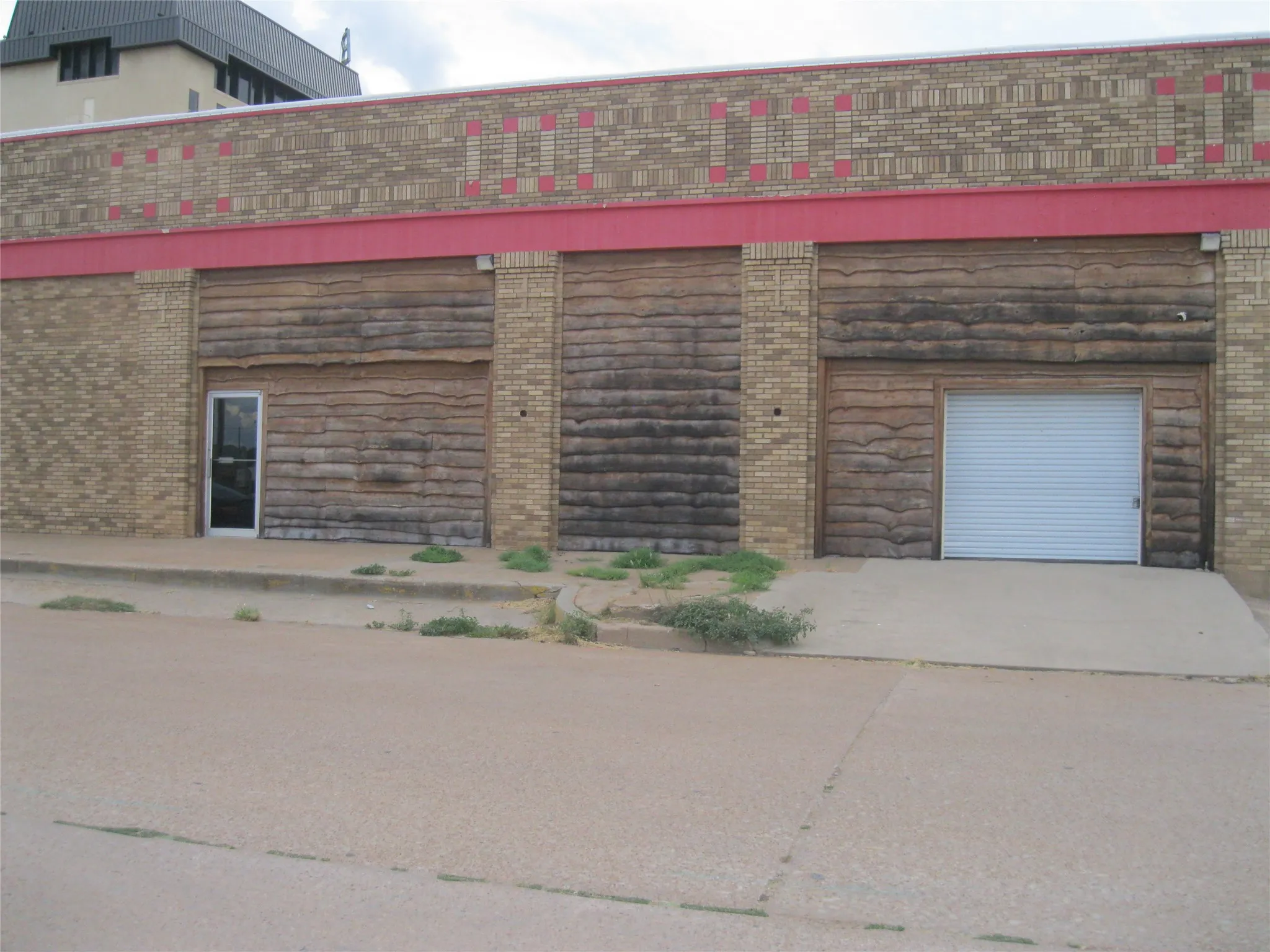 Business For Sale in Stephens County , 132 E Walker Street, Breckenridge, Texas 76424, 0, 0, Garage spaces, 0 Sqft, built in 1930, mls#21391236, Real Estate Agent in Breckenridge, Homes For Sale in Stephens county, Homes For Sale in Breckenridge, Realtor in Breckenridge Texas, Real Estate Brokerage Independent Realty Texas, Luminita Cordes Realtor