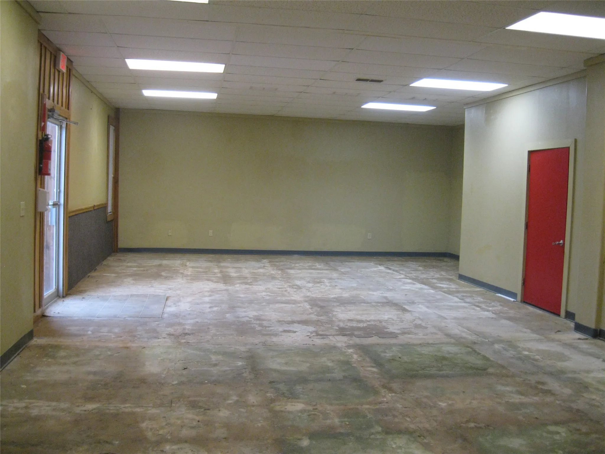 Business For Sale in Stephens County , 132 E Walker Street, Breckenridge, Texas 76424, 0, 0, Garage spaces, 0 Sqft, built in 1930, mls#21391236, Real Estate Agent in Breckenridge, Homes For Sale in Stephens county, Homes For Sale in Breckenridge, Realtor in Breckenridge Texas, Real Estate Brokerage Independent Realty Texas, Luminita Cordes Realtor