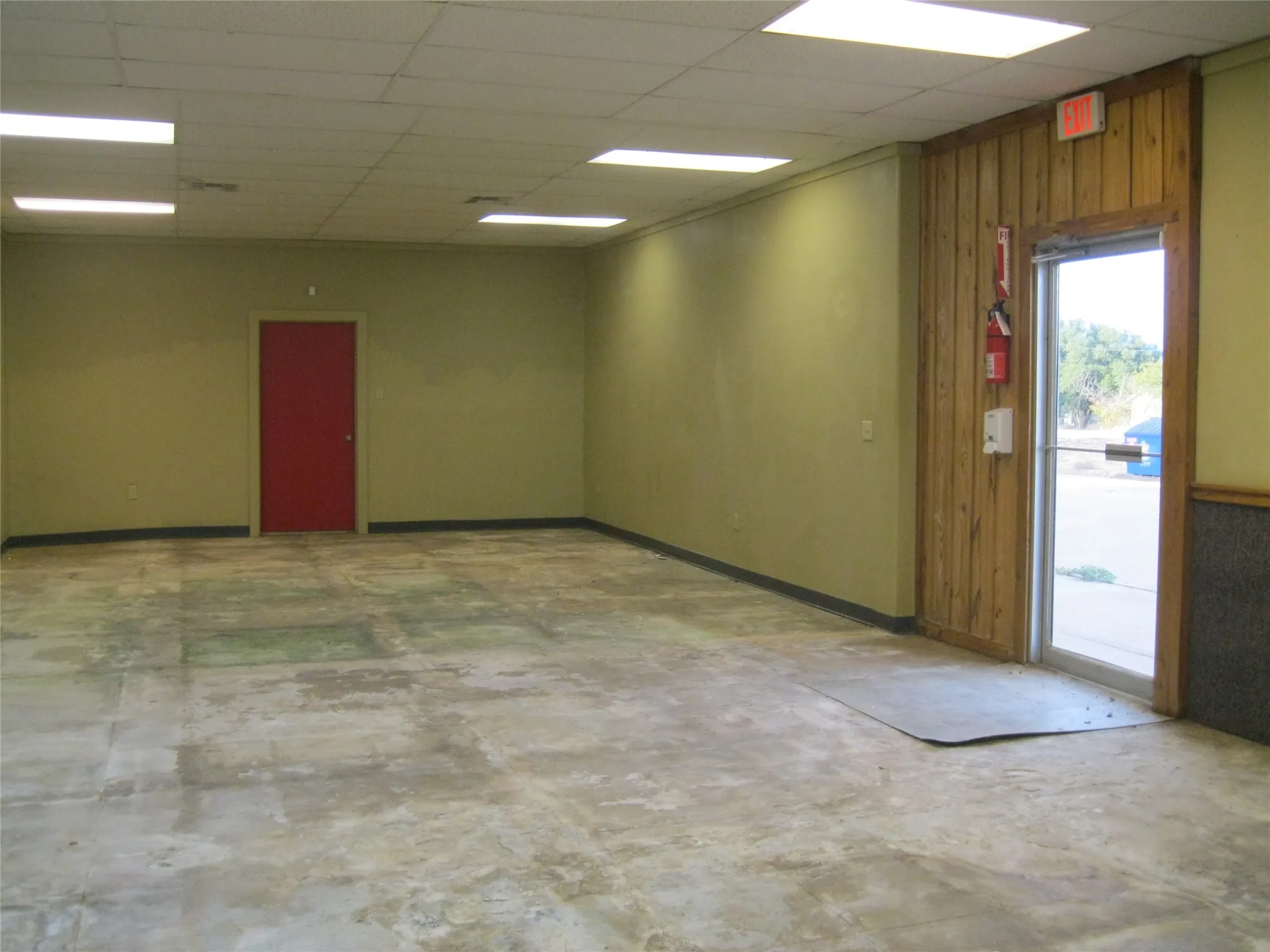 Business For Sale in Stephens County , 132 E Walker Street, Breckenridge, Texas 76424, 0, 0, Garage spaces, 0 Sqft, built in 1930, mls#21391236, Real Estate Agent in Breckenridge, Homes For Sale in Stephens county, Homes For Sale in Breckenridge, Realtor in Breckenridge Texas, Real Estate Brokerage Independent Realty Texas, Luminita Cordes Realtor