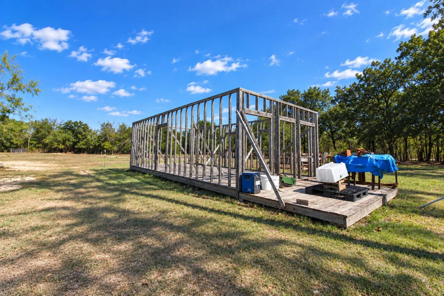 Single Family Residence For Sale in Kaufman County , 7245 County Road 4095, Kaufman, Texas 75142, 2 Bedroom, 3 Bathroom, Garage spaces, 2,304 Sqft, built in 2016, mls#21391941, Real Estate Agent in Kaufman, Homes For Sale in Kaufman county, Homes For Sale in Kaufman, Realtor in Kaufman Texas, Real Estate Brokerage Independent Realty Texas, Luminita Cordes Realtor