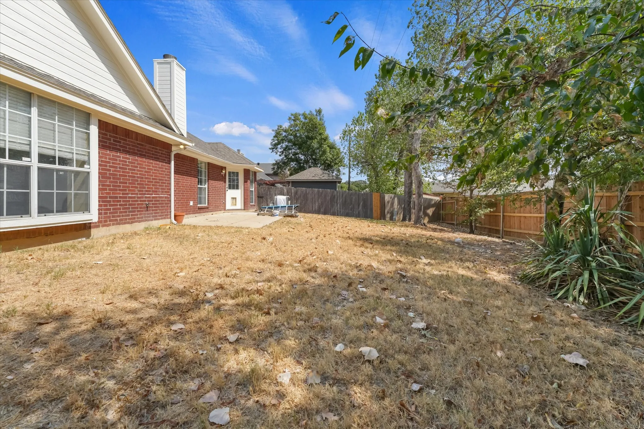 Single Family Residence For Rent in Denton County , 2129 Whetstone Drive, Corinth, Texas 76210, 4 Bedroom, 2 Bathroom, Garage spaces, 1,788 Sqft, built in 1994, mls#21392010, Real Estate Agent in Corinth, Homes For Rent in Denton county, Homes For Rent in Corinth, Realtor in Corinth Texas, Real Estate Brokerage Independent Realty Texas, Luminita Cordes Realtor