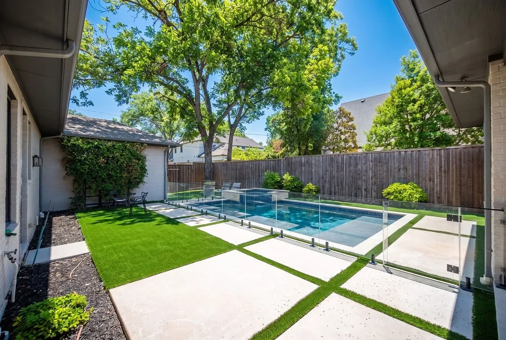 Lush green turf gives you a great place to play without muddy paws or lawn maintenance