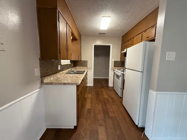 Single Family Residence For Rent in Taylor County , 3849 JANICE Lane, Abilene, Texas 79603, 4 Bedroom, 2 Bathroom, Garage spaces, 1,004 Sqft, built in 1962, mls#21392015, Real Estate Agent in Abilene, Homes For Rent in Taylor county, Homes For Rent in Abilene, Realtor in Abilene Texas, Real Estate Brokerage Independent Realty Texas, Luminita Cordes Realtor