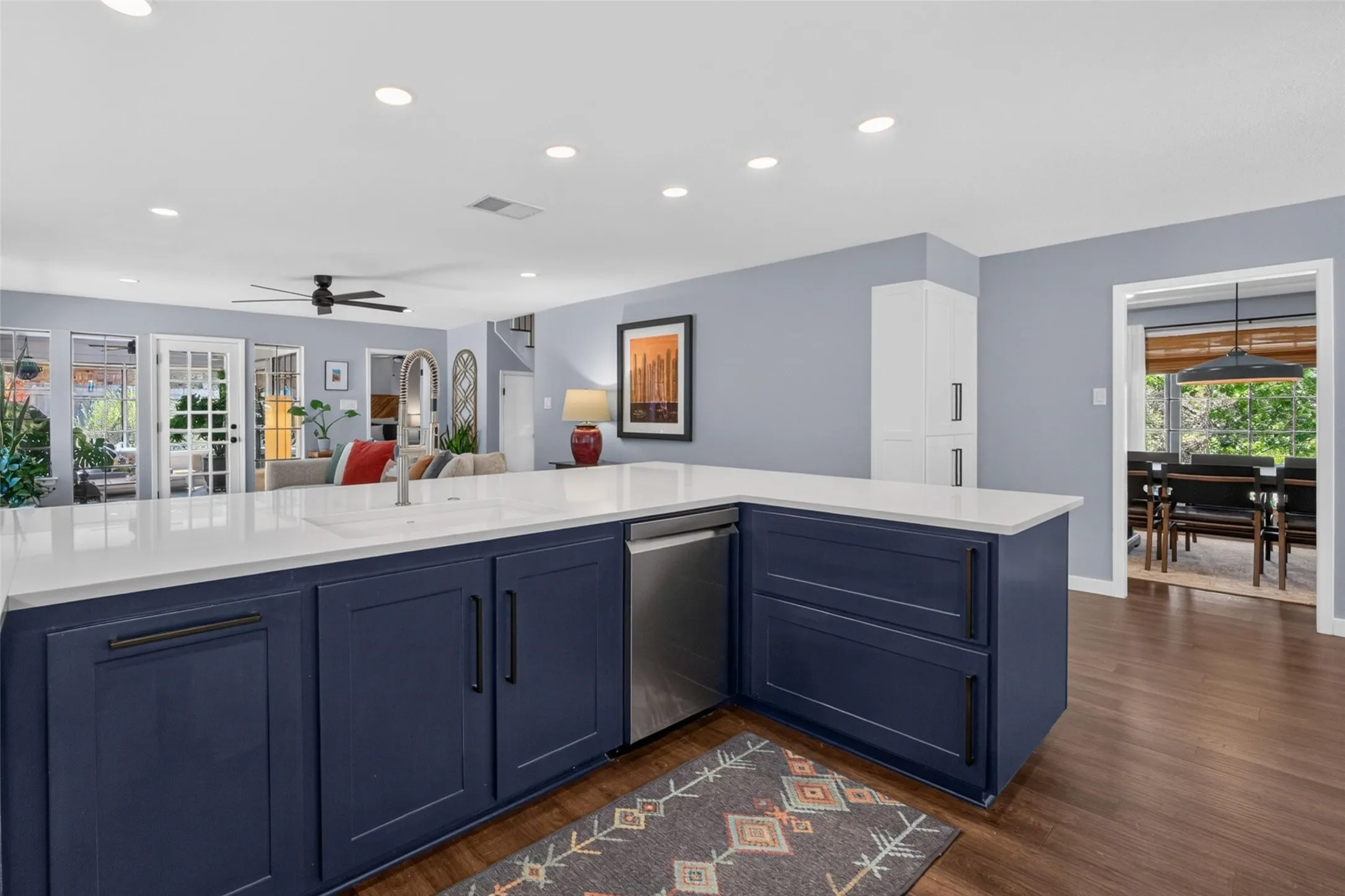 Single Family Residence For Sale in Tarrant County , 1609 Ems Road W, Fort Worth, Texas 76116, 4 Bedroom, 3 Bathroom, Garage spaces, 3,020 Sqft, built in 1976, mls#21391796, Real Estate Agent in Fort Worth, Homes For Sale in Tarrant county, Homes For Sale in Fort Worth, Realtor in Fort Worth Texas, Real Estate Brokerage Independent Realty Texas, Luminita Cordes Realtor