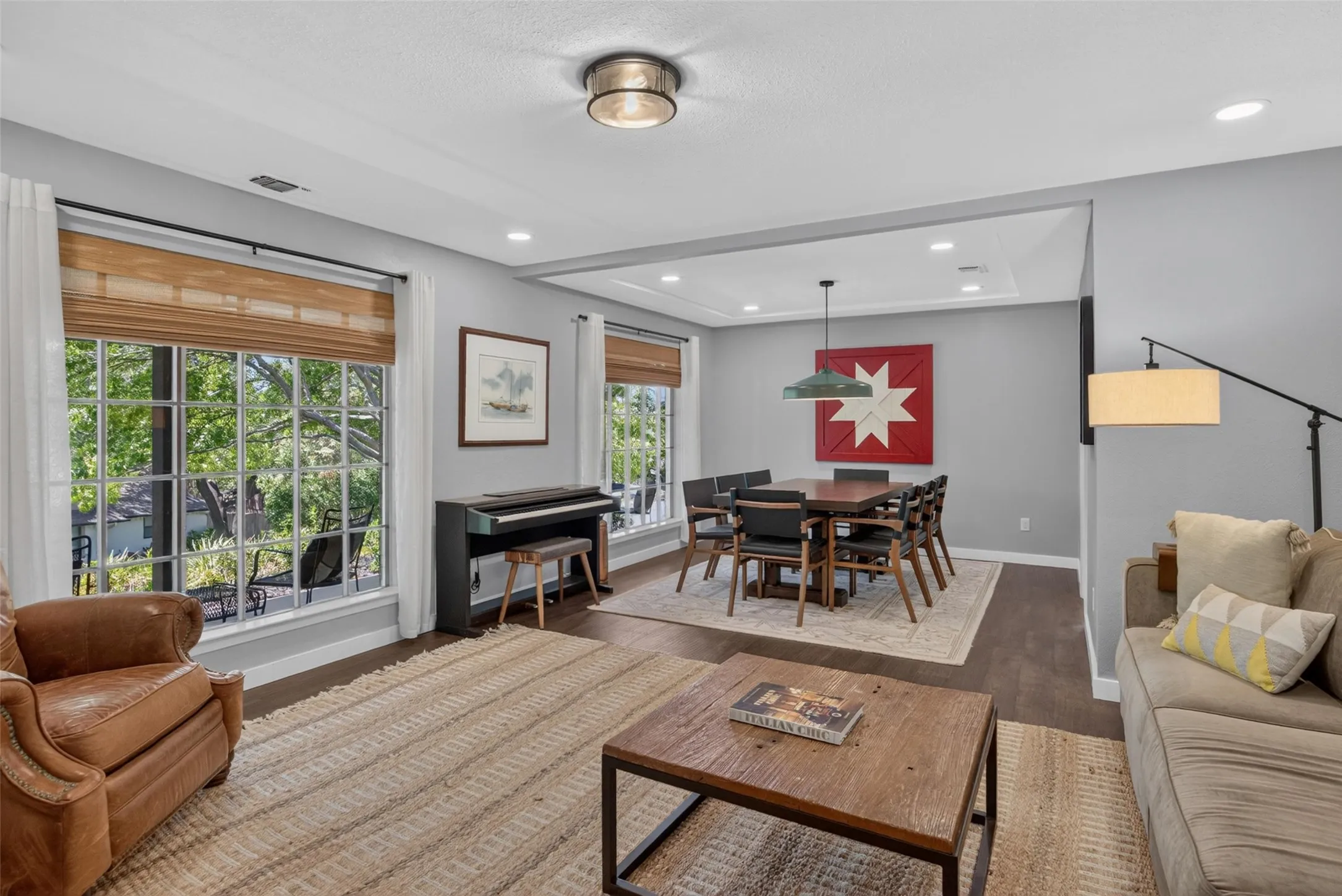 Single Family Residence For Sale in Tarrant County , 1609 Ems Road W, Fort Worth, Texas 76116, 4 Bedroom, 3 Bathroom, Garage spaces, 3,020 Sqft, built in 1976, mls#21391796, Real Estate Agent in Fort Worth, Homes For Sale in Tarrant county, Homes For Sale in Fort Worth, Realtor in Fort Worth Texas, Real Estate Brokerage Independent Realty Texas, Luminita Cordes Realtor