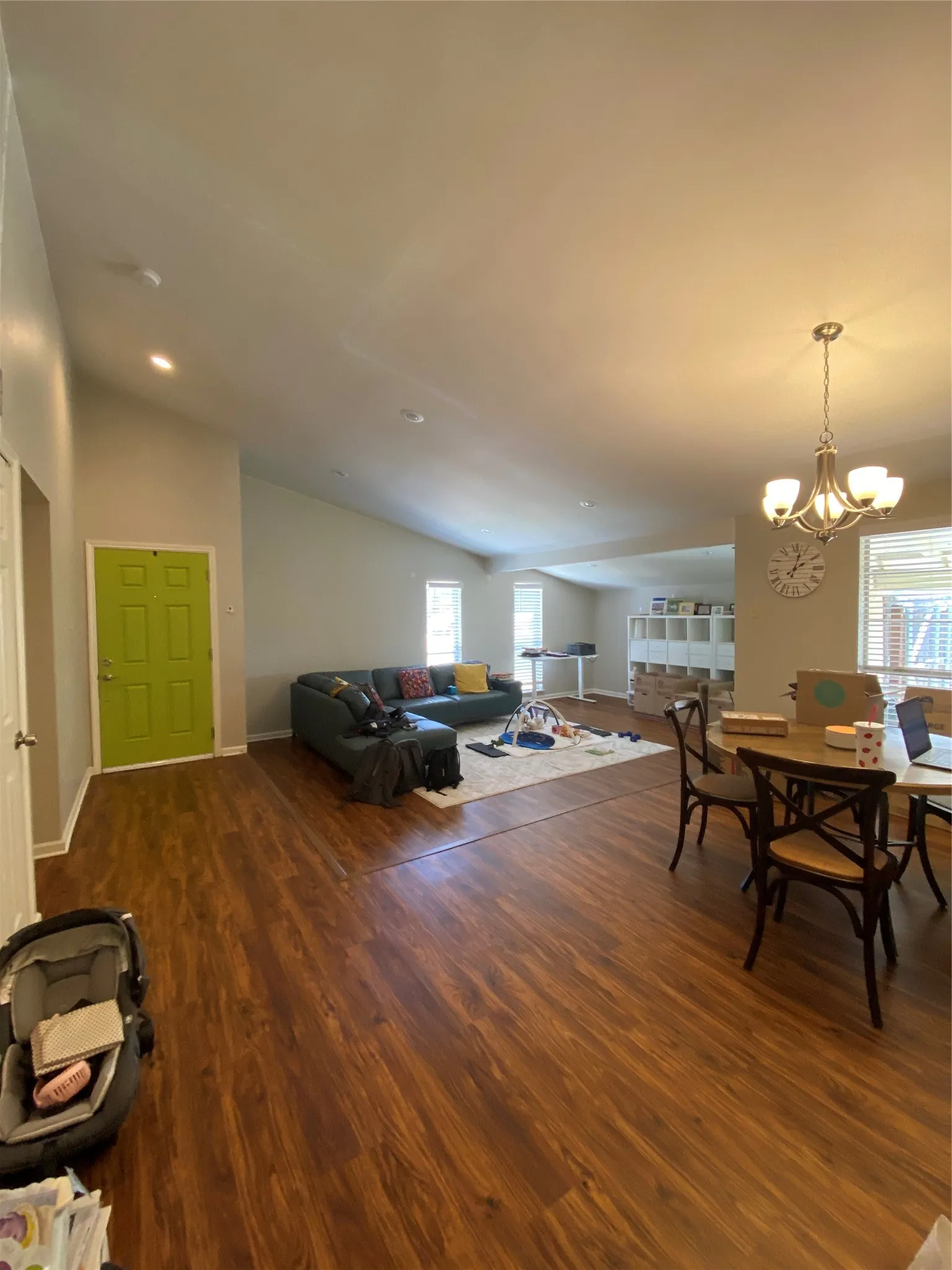 Single Family Residence For Rent in Denton County , 3003 Scott Mill Road, Carrollton, Texas 75007, 3 Bedroom, 2 Bathroom, 2 Garage spaces, 1,862 Sqft, built in 1972, mls#21392027, Real Estate Agent in Carrollton, Homes For Rent in Denton county, Homes For Rent in Carrollton, Realtor in Carrollton Texas, Real Estate Brokerage Independent Realty Texas, Luminita Cordes Realtor