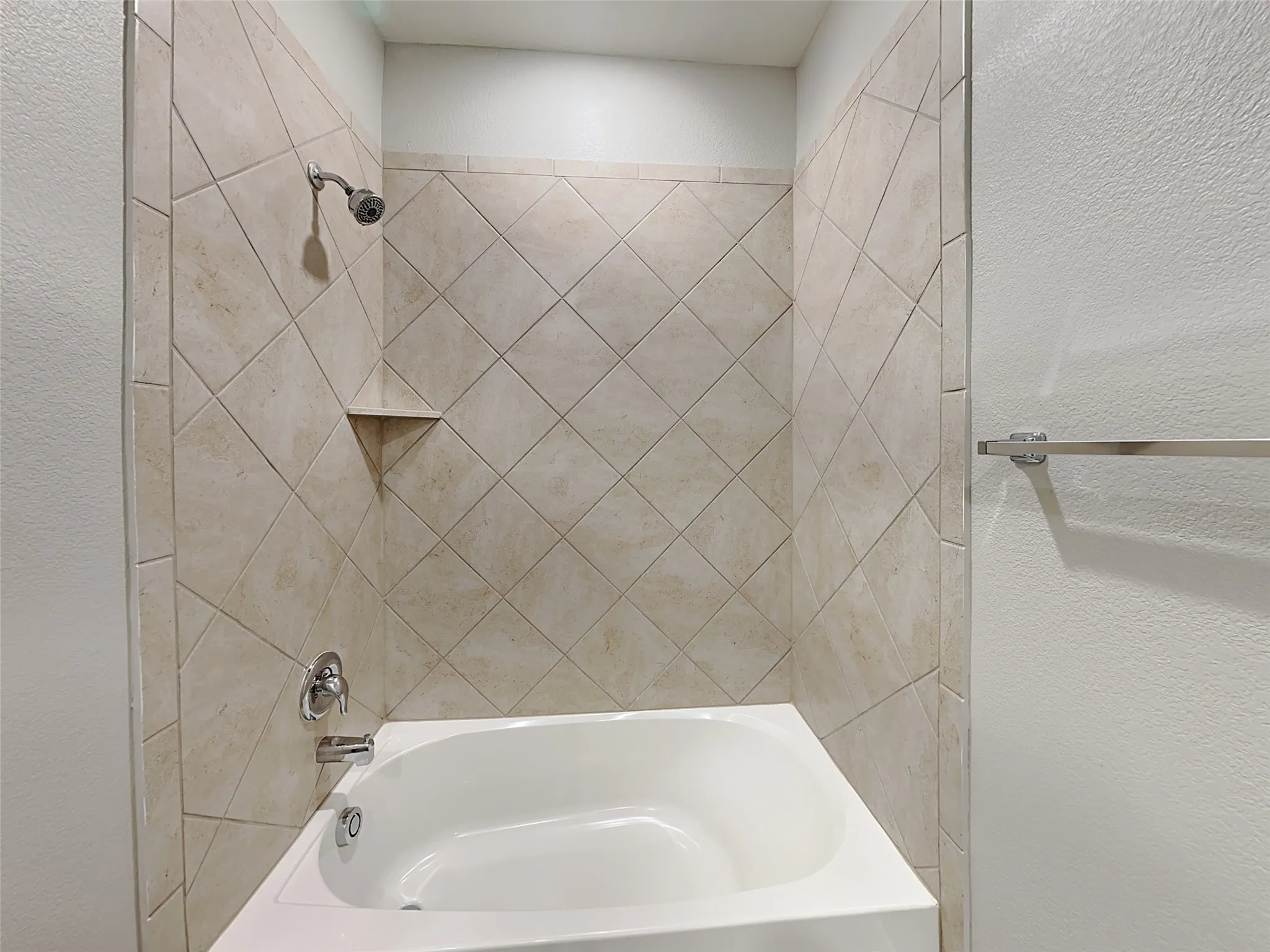 Single Family Residence For Rent in Denton County , 2337 Larimar Drive, Little Elm, Texas 76227, 3 Bedroom, 2 Bathroom, 2 Garage spaces, 1,523 Sqft, built in 2020, mls#21392002, Real Estate Agent in Little Elm, Homes For Rent in Denton county, Homes For Rent in Little Elm, Realtor in Little Elm Texas, Real Estate Brokerage Independent Realty Texas, Luminita Cordes Realtor