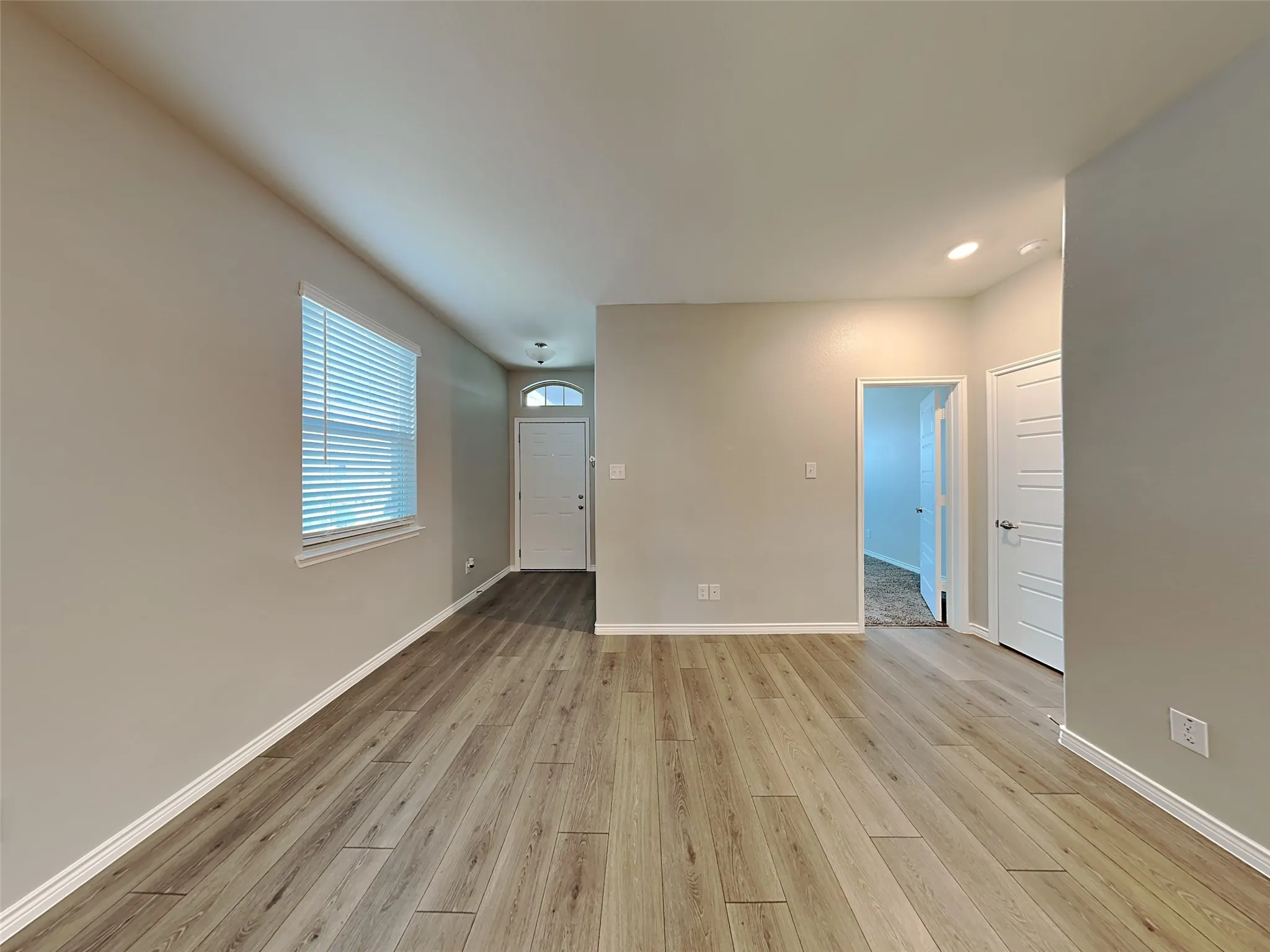 Single Family Residence For Rent in Denton County , 2337 Larimar Drive, Little Elm, Texas 76227, 3 Bedroom, 2 Bathroom, 2 Garage spaces, 1,523 Sqft, built in 2020, mls#21392002, Real Estate Agent in Little Elm, Homes For Rent in Denton county, Homes For Rent in Little Elm, Realtor in Little Elm Texas, Real Estate Brokerage Independent Realty Texas, Luminita Cordes Realtor