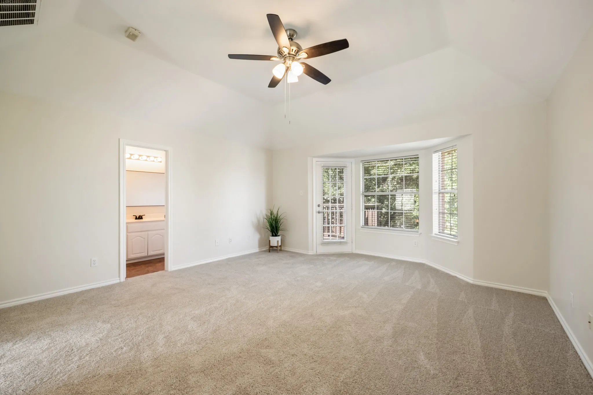 Upstairs Game, Living or Flex Space