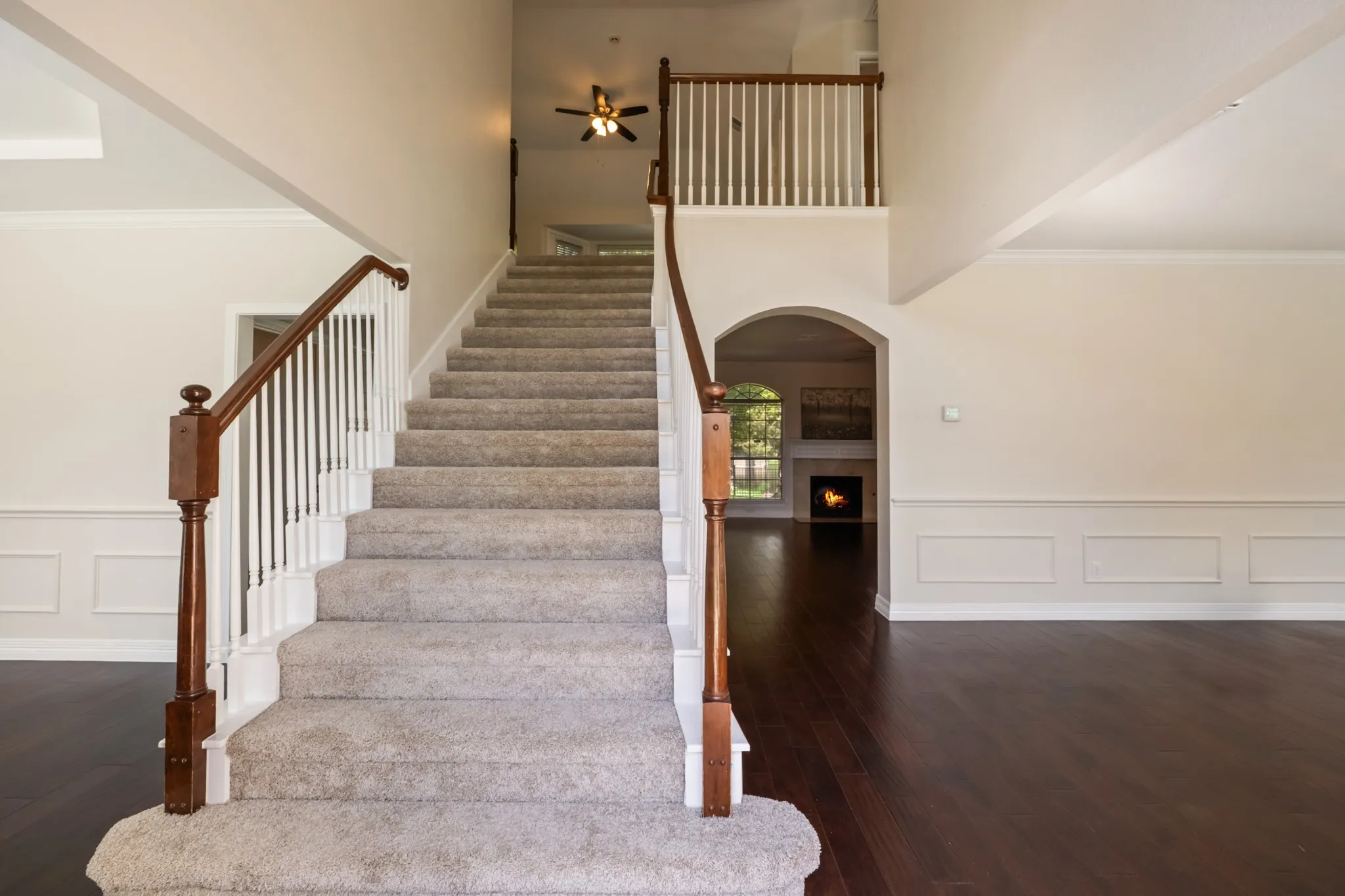 Single Family Residence For Rent in Dallas County , 2405 Greenwich Drive, Carrollton, Texas 75006, 4 Bedroom, 4 Bathroom, 2 Garage spaces, 2,784 Sqft, built in 1995, mls#21391900, Real Estate Agent in Carrollton, Homes For Rent in Dallas county, Homes For Rent in Carrollton, Realtor in Carrollton Texas, Real Estate Brokerage Independent Realty Texas, Luminita Cordes Realtor