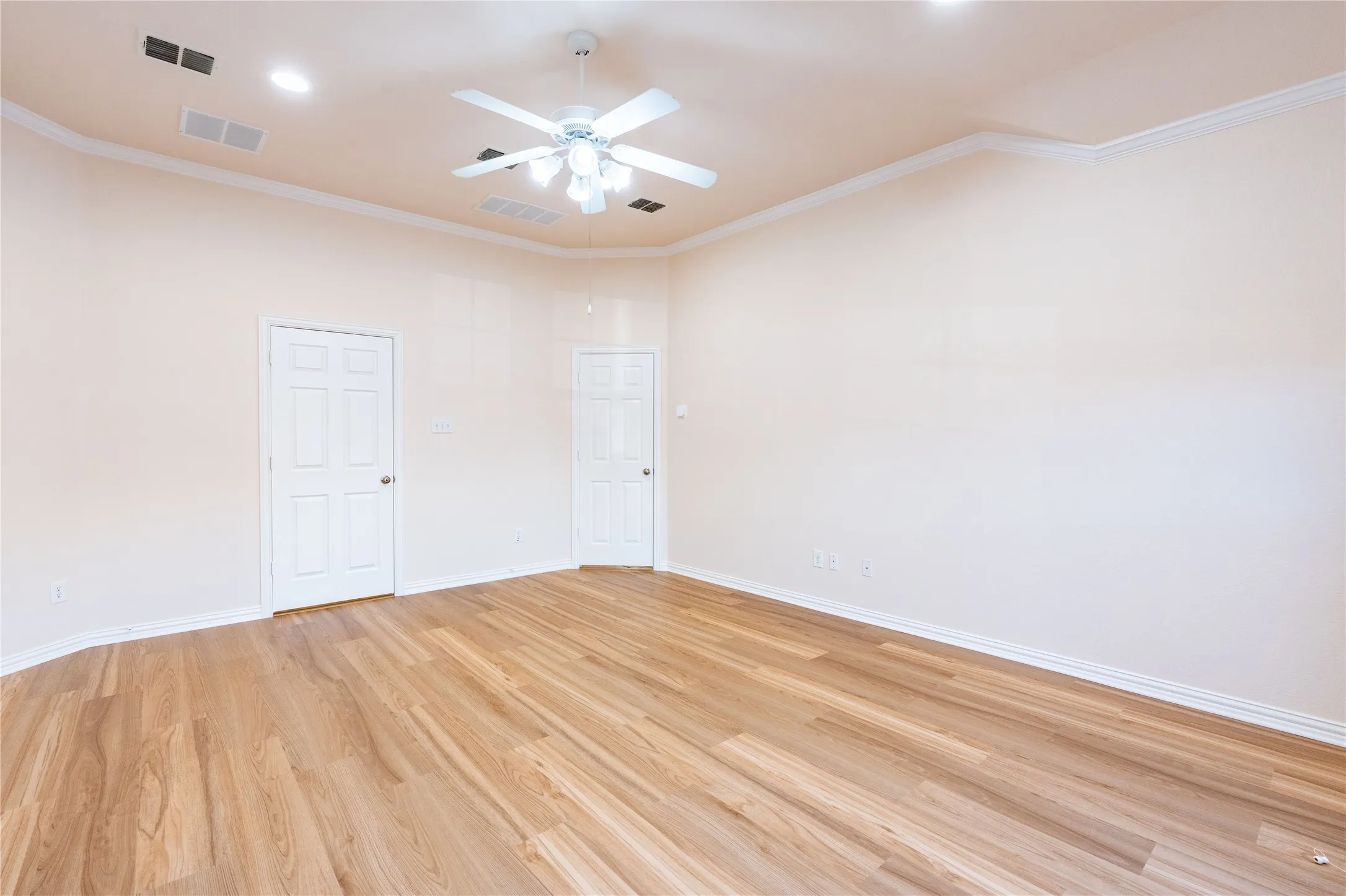 Single Family Residence For Rent in Collin County , 3708 Marble Lane, Mc Kinney, Texas 75070, 4 Bedroom, 3 Bathroom, 2 Garage spaces, 2,330 Sqft, built in 2005, mls#21392034, Real Estate Agent in Mc Kinney, Homes For Rent in Collin county, Homes For Rent in Mc Kinney, Realtor in Mc Kinney Texas, Real Estate Brokerage Independent Realty Texas, Luminita Cordes Realtor